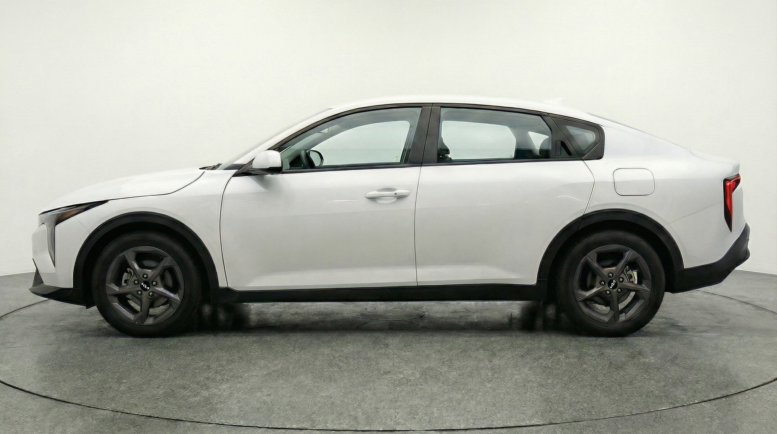 Thumbnail: 2025 Kia K4 - 4