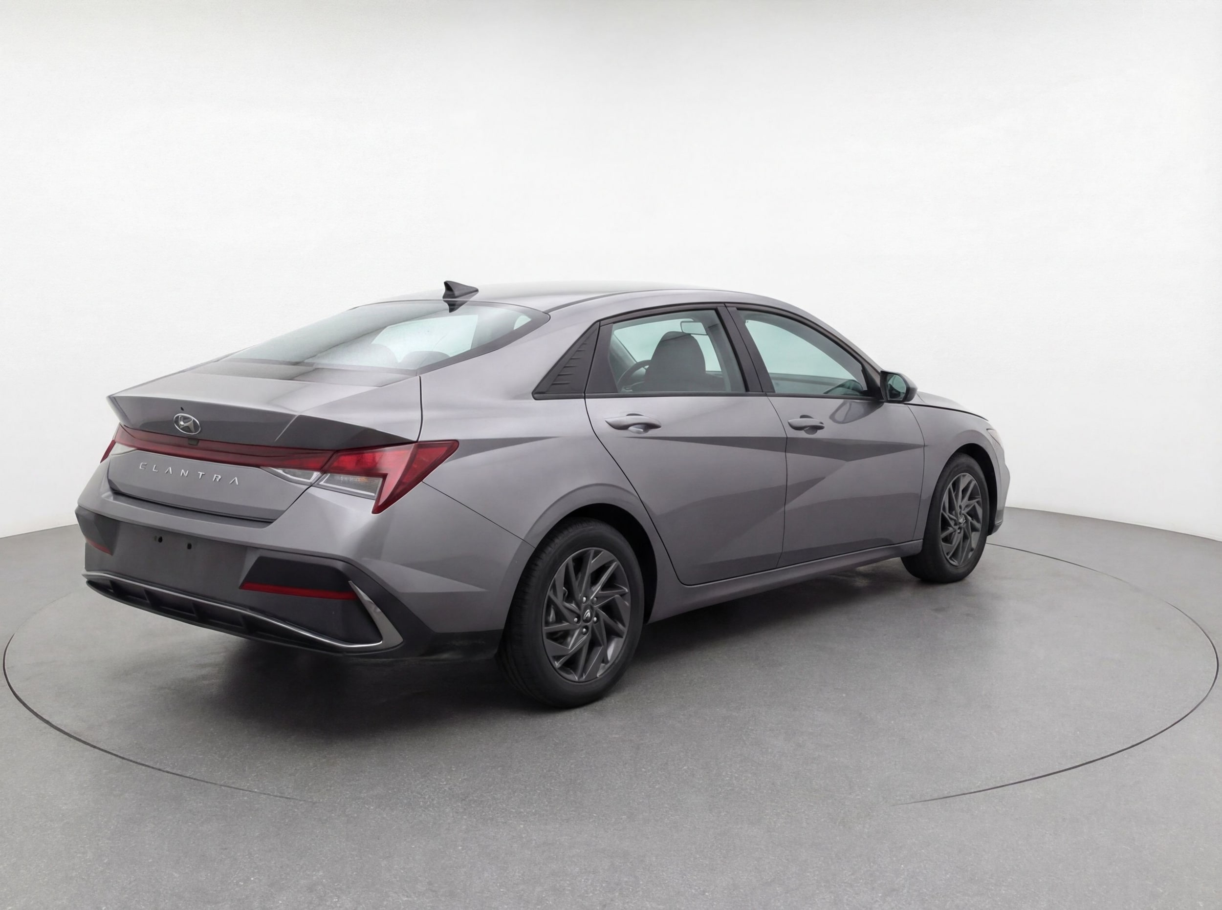 Thumbnail: 2024 Hyundai Elantra - 9