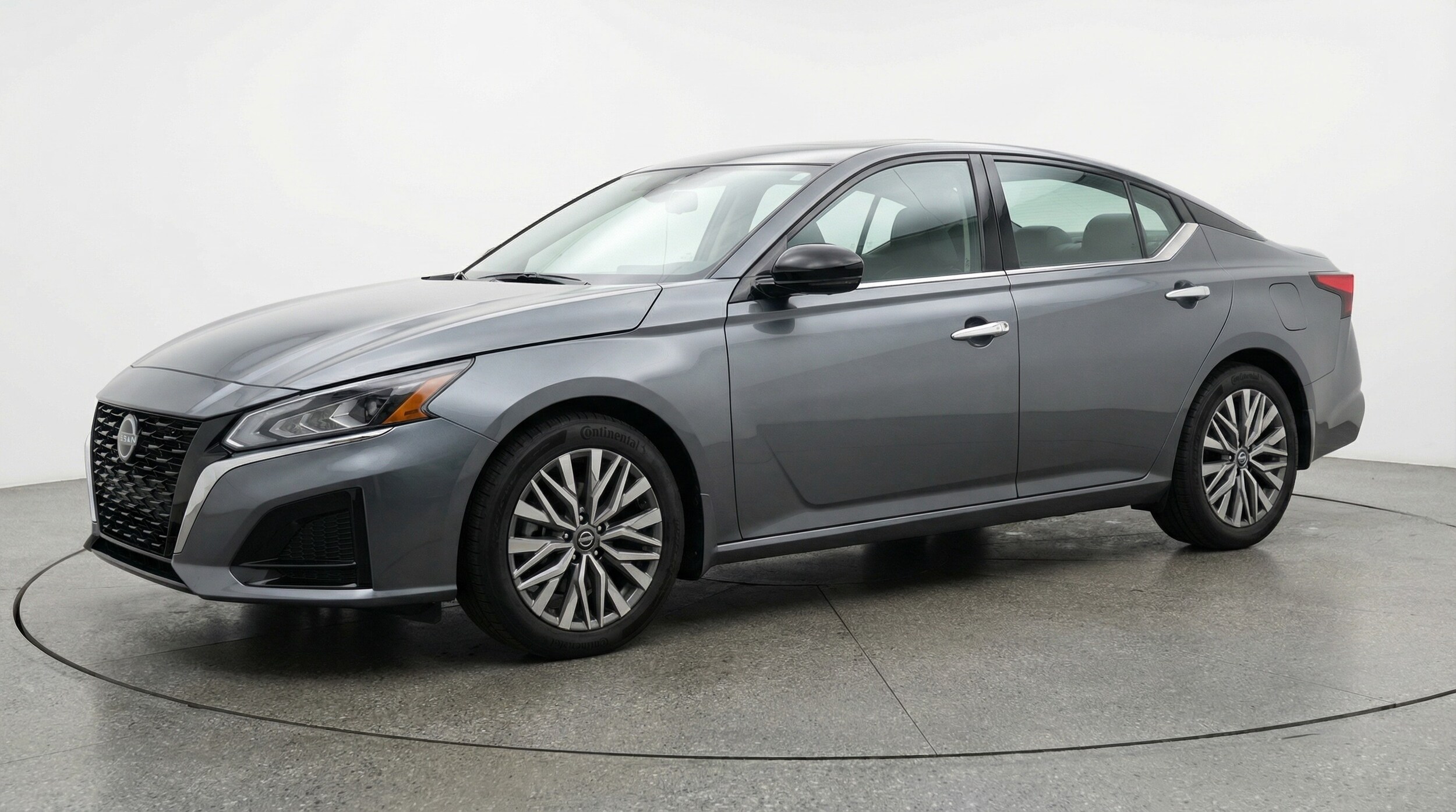 Thumbnail: 2025 Nissan Altima - 3