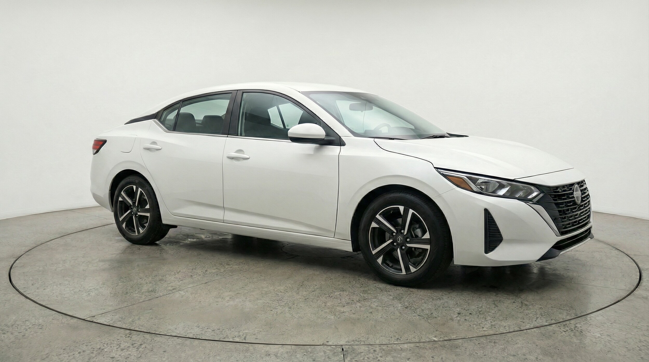 Thumbnail: 2025 Nissan Sentra - 1