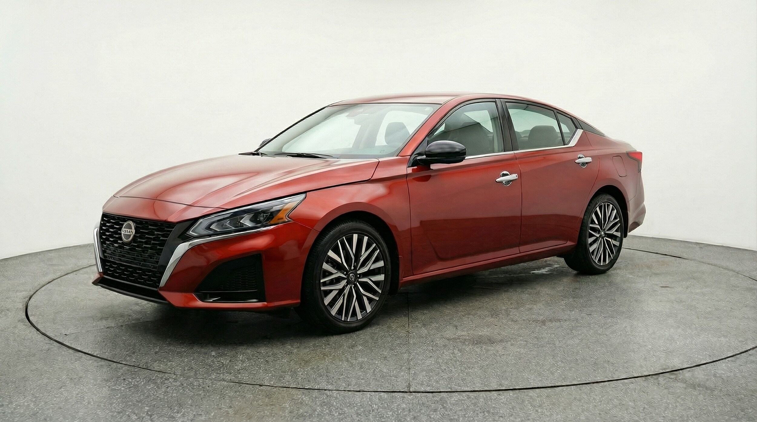 Thumbnail: 2025 Nissan Altima - 3