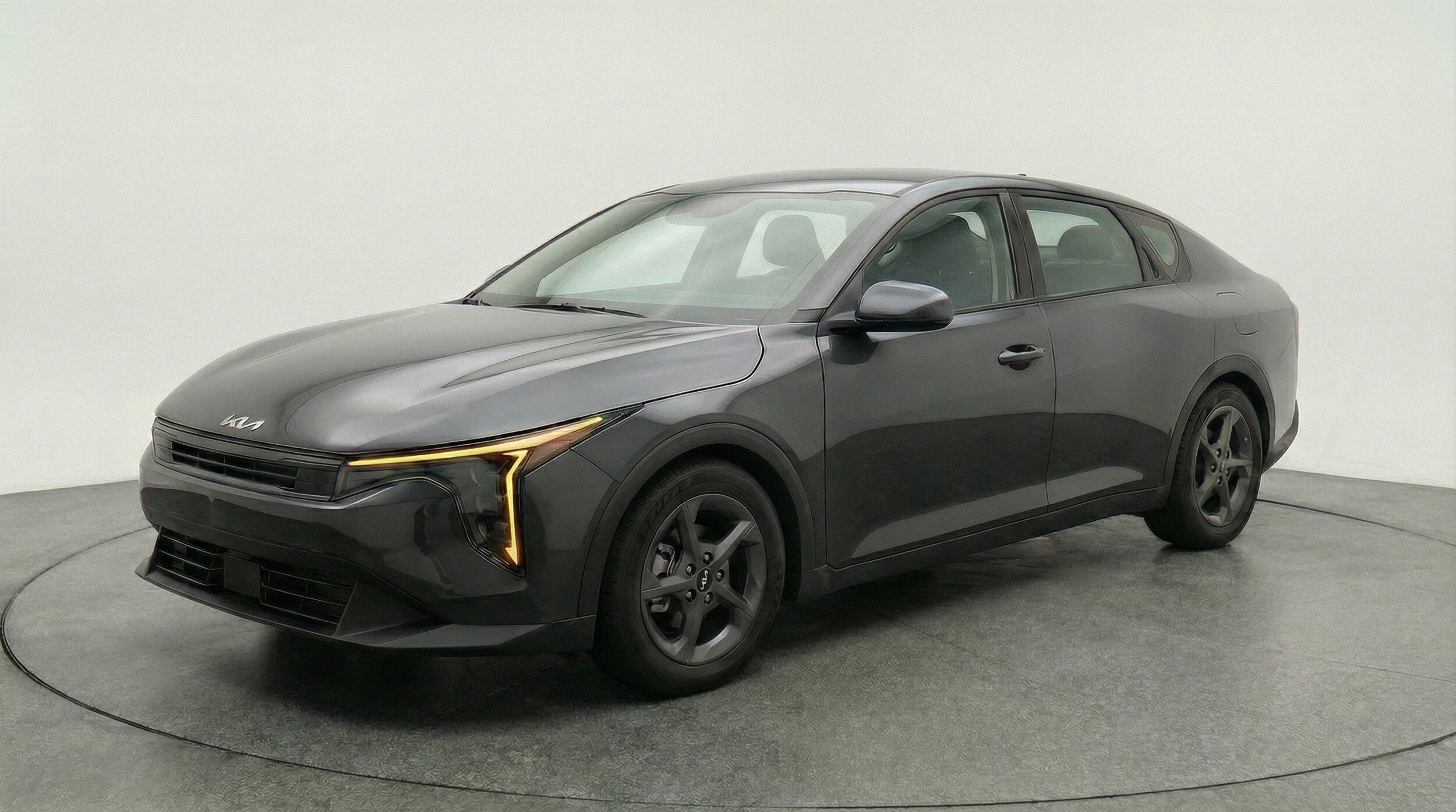 Thumbnail: 2025 Kia K4 - 3