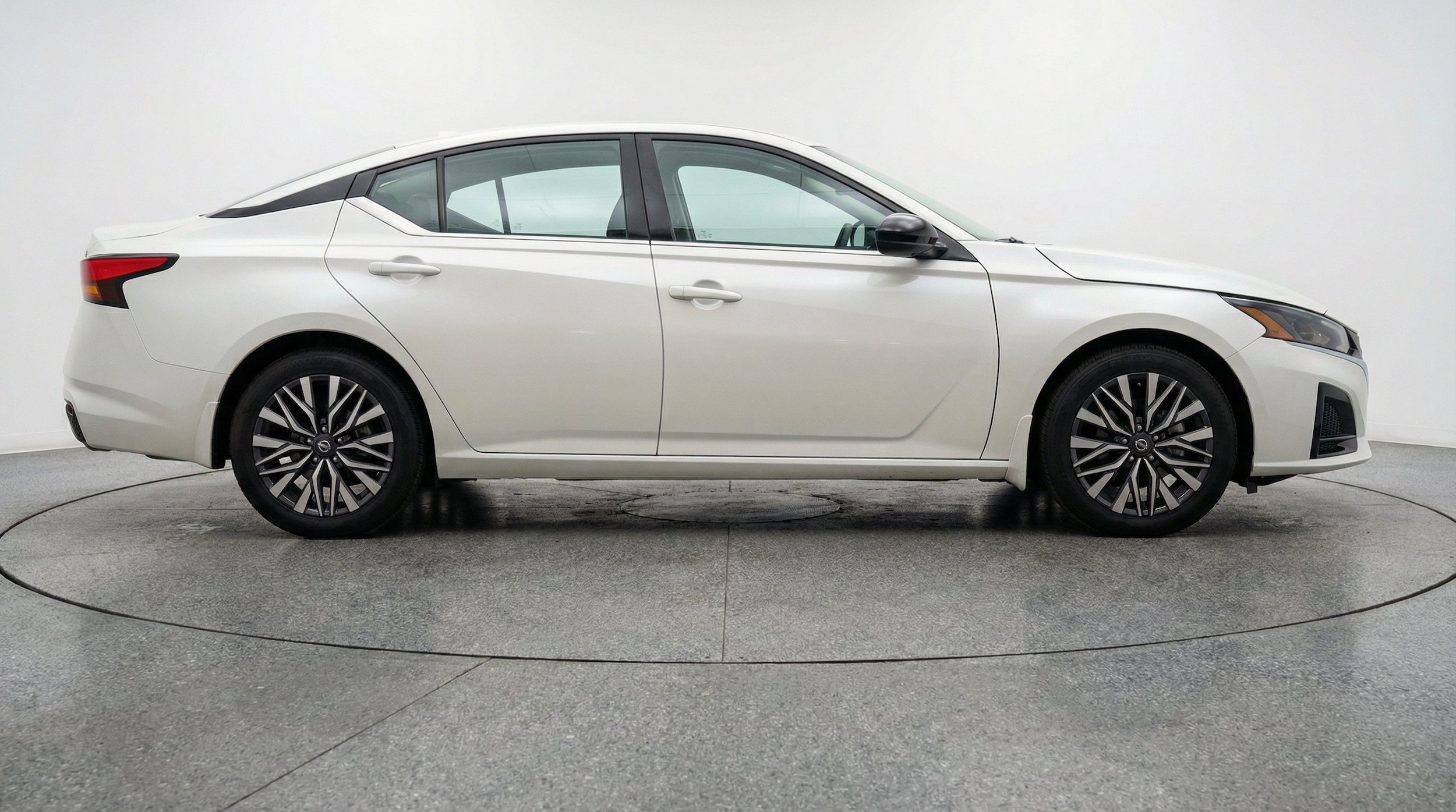 Thumbnail: 2025 Nissan Altima - 11