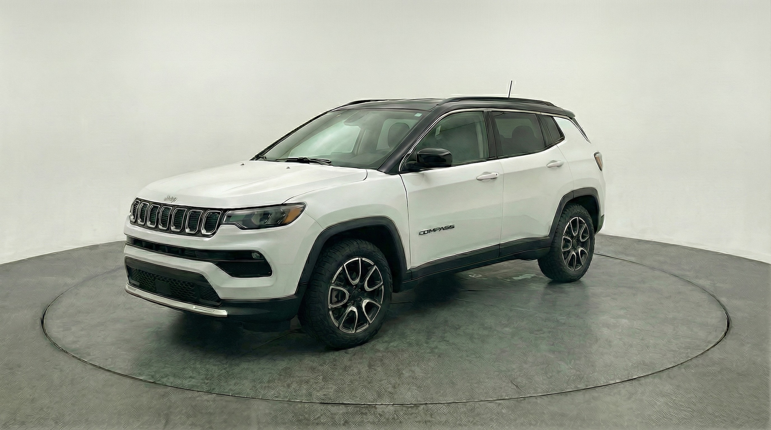 Thumbnail: 2025 Jeep Compass - 3