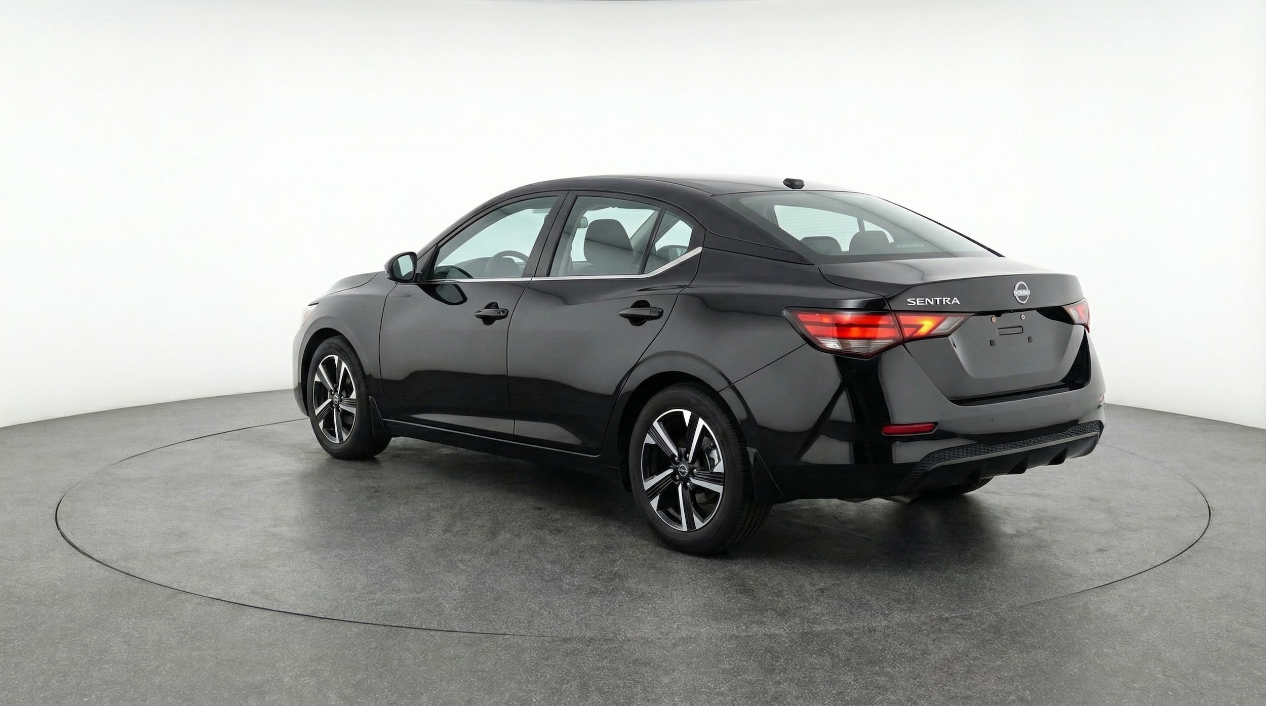 Thumbnail: 2025 Nissan Sentra - 5