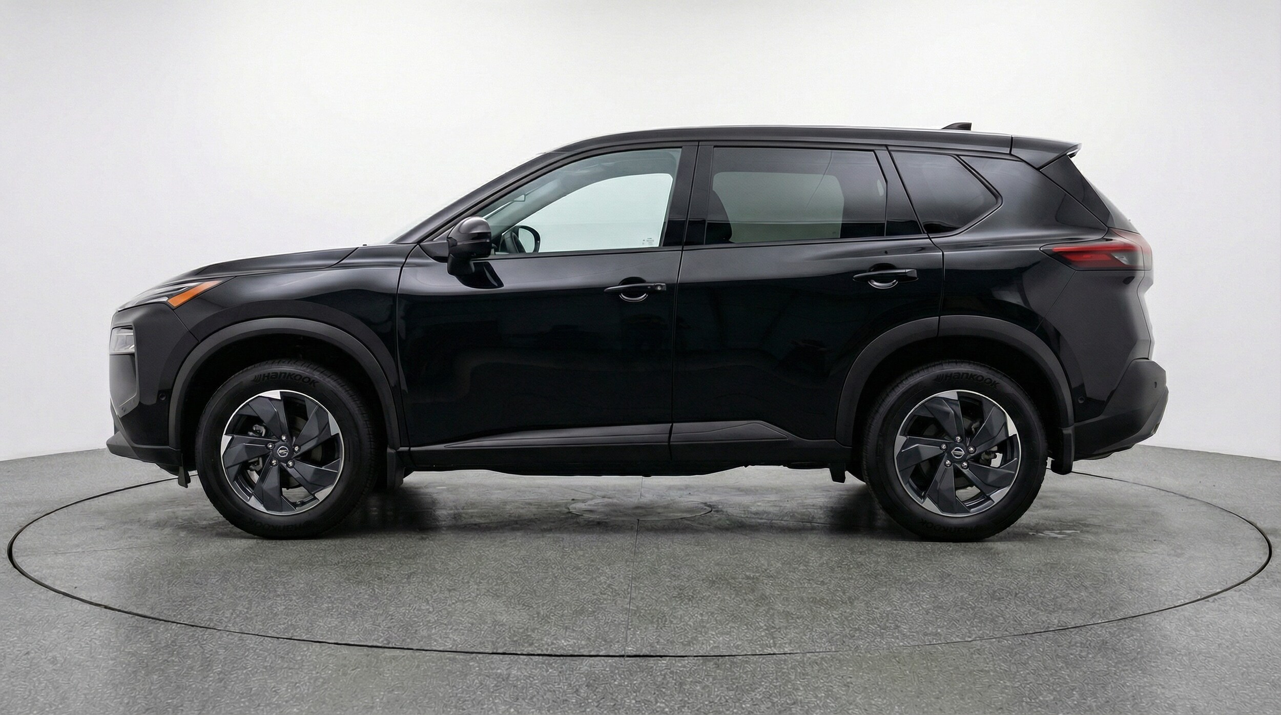 Thumbnail: 2025 Nissan Rogue - 4