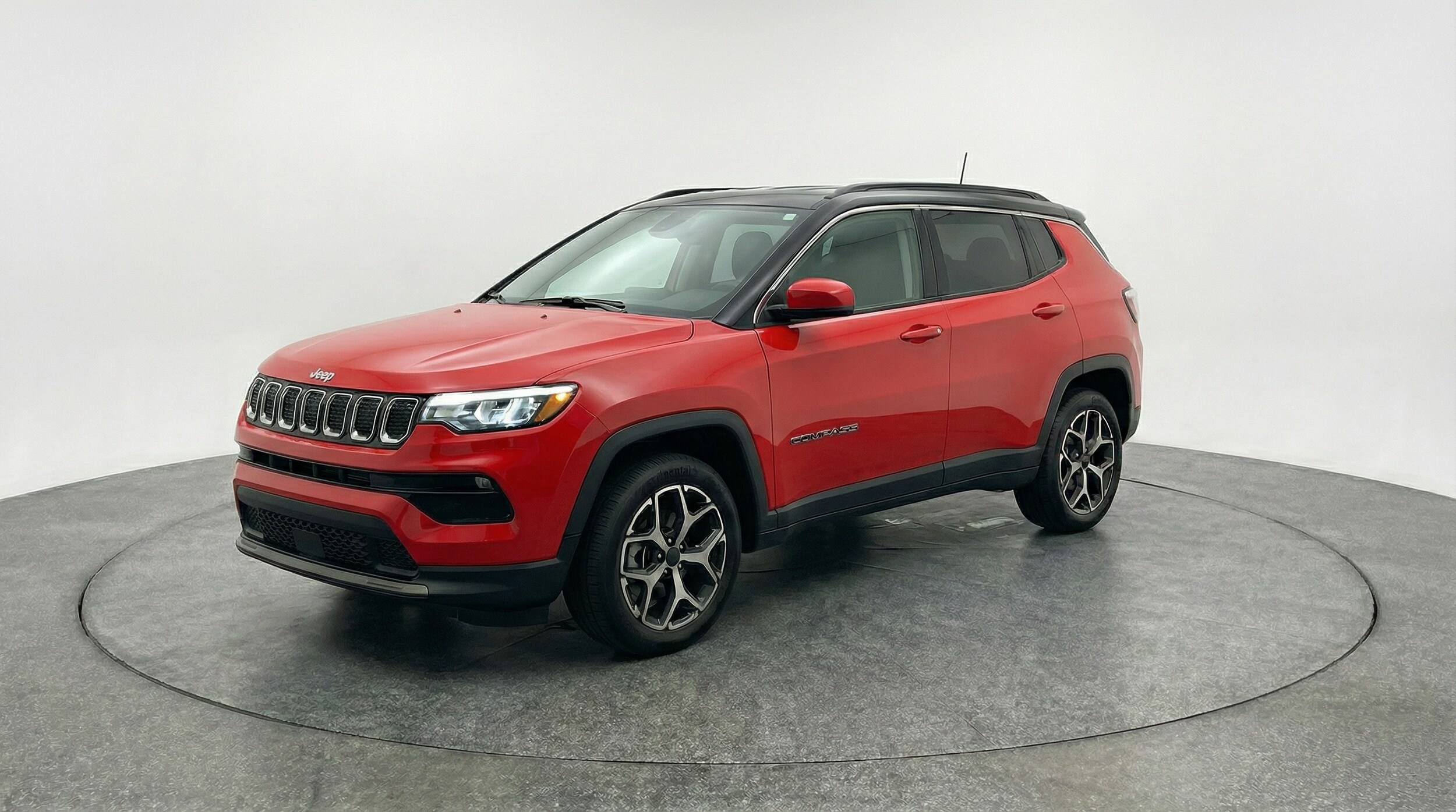 Thumbnail: 2025 Jeep Compass - 3