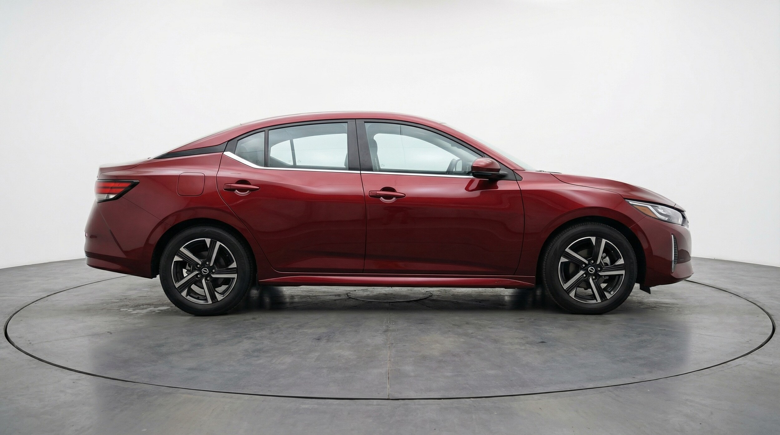 Thumbnail: 2025 Nissan Sentra - 8