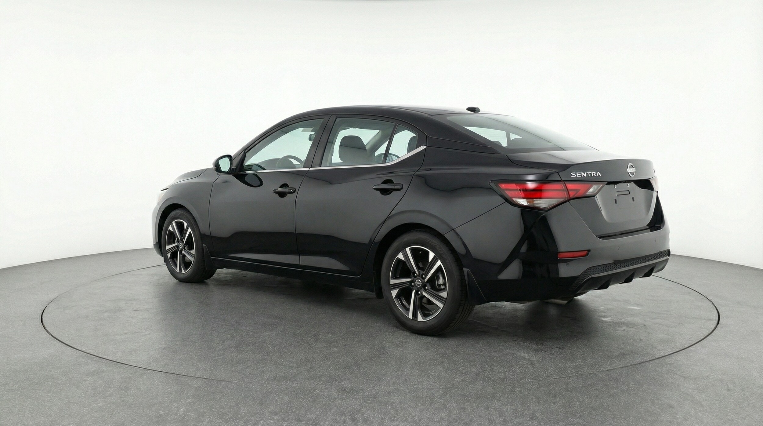 Thumbnail: 2025 Nissan Sentra - 5