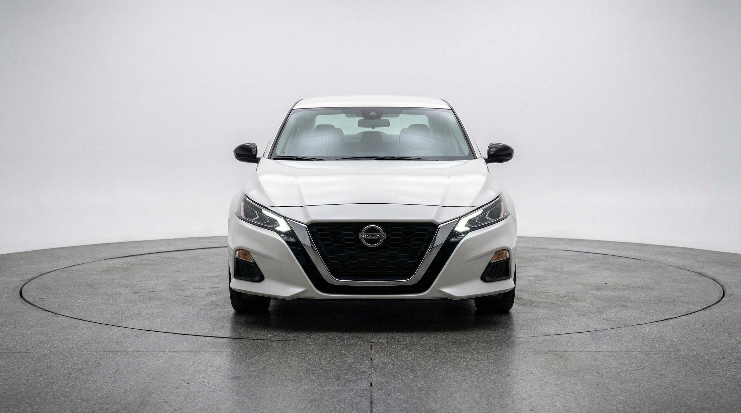 Thumbnail: 2025 Nissan Altima - 2