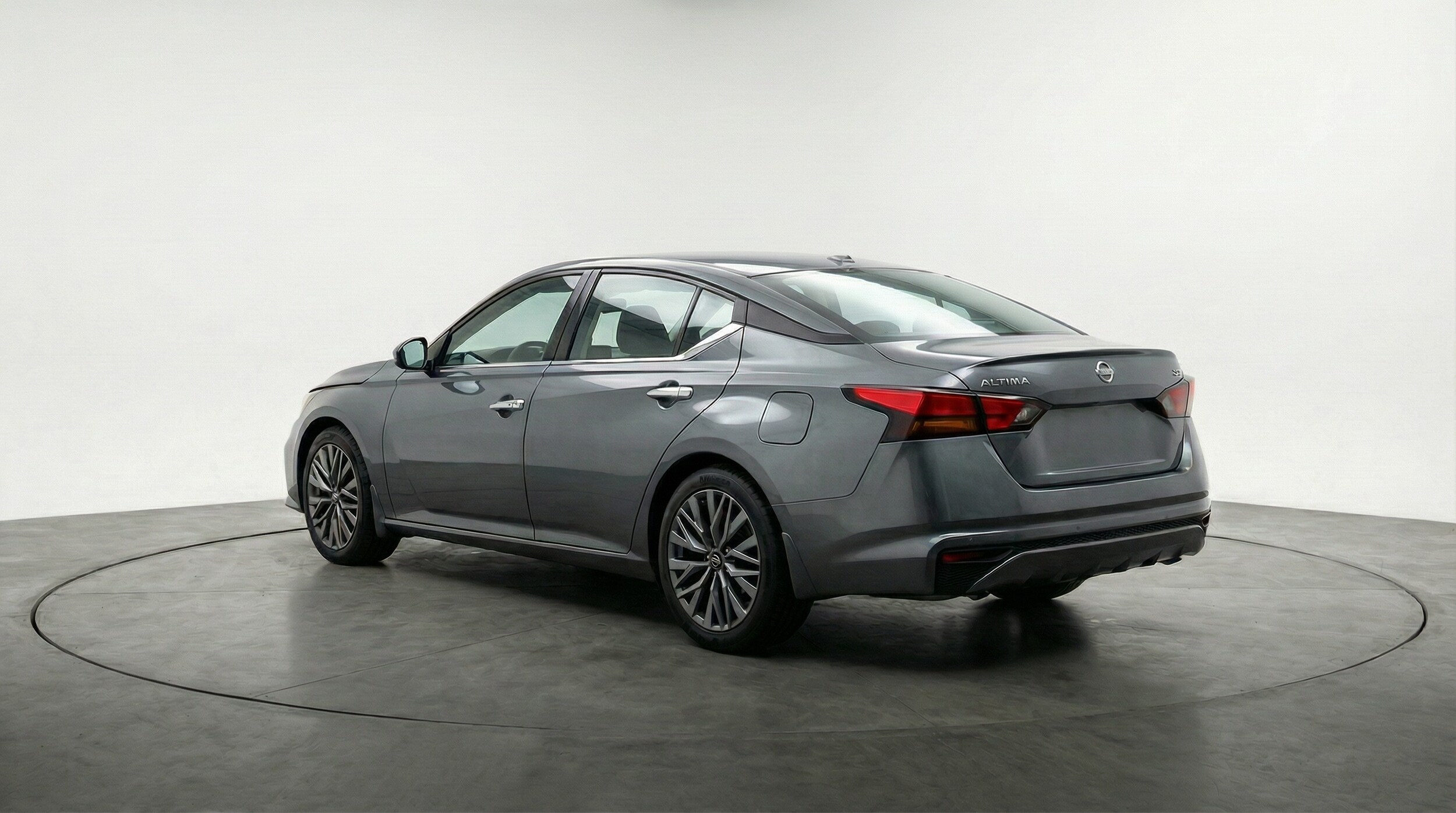 Thumbnail: 2025 Nissan Altima - 5