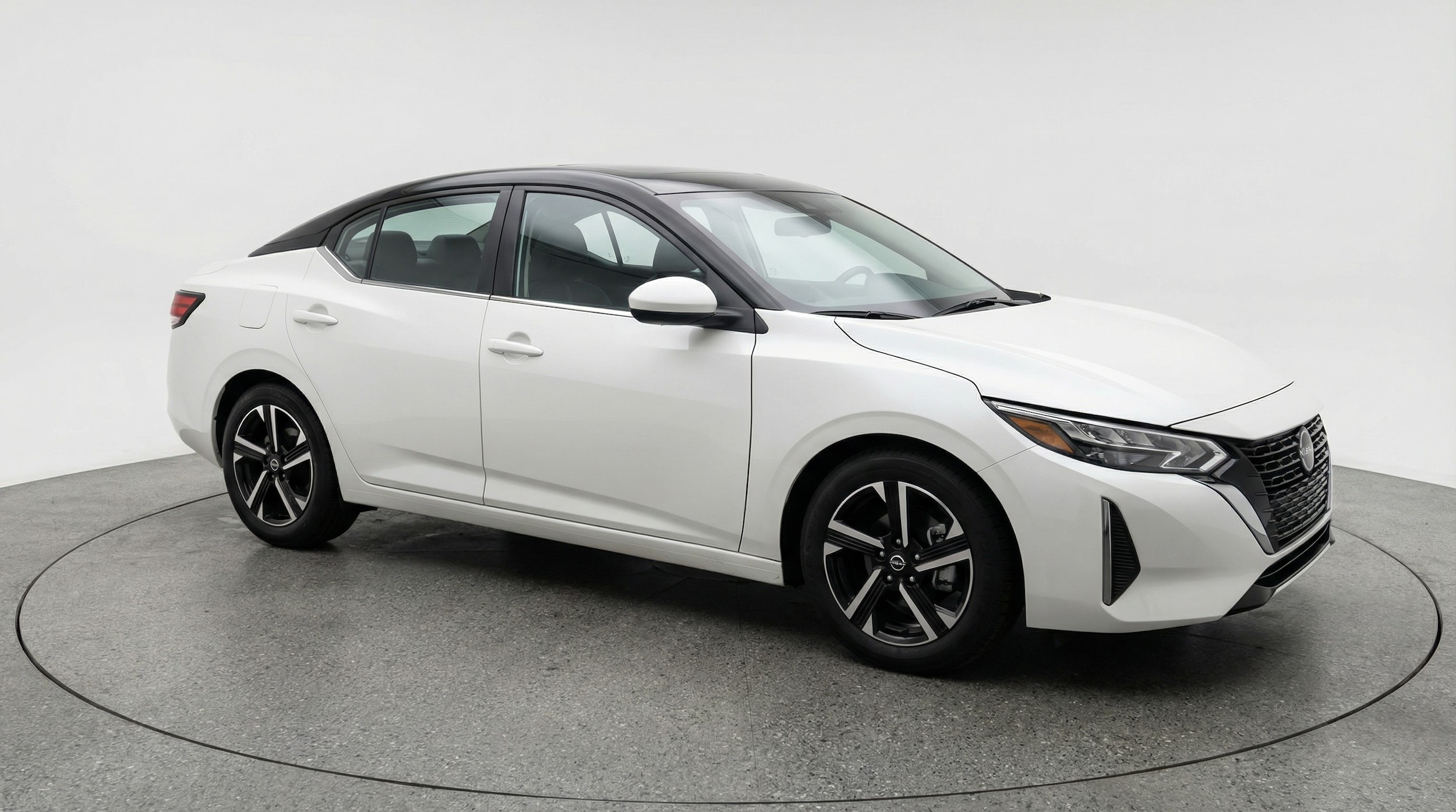 Thumbnail: 2025 Nissan Sentra - 1