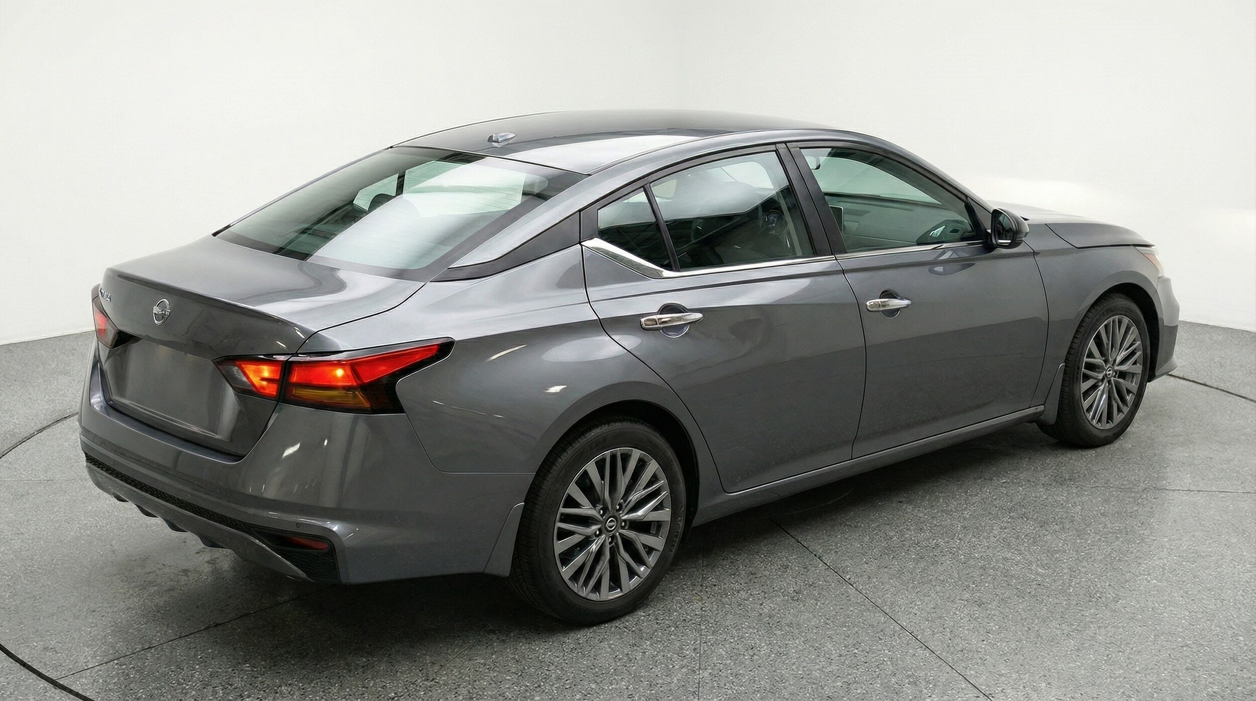 Thumbnail: 2025 Nissan Altima - 7