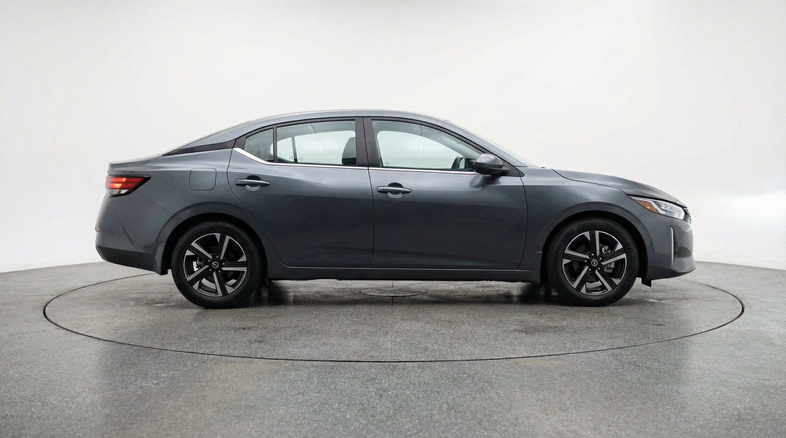 Thumbnail: 2025 Nissan Sentra - 11