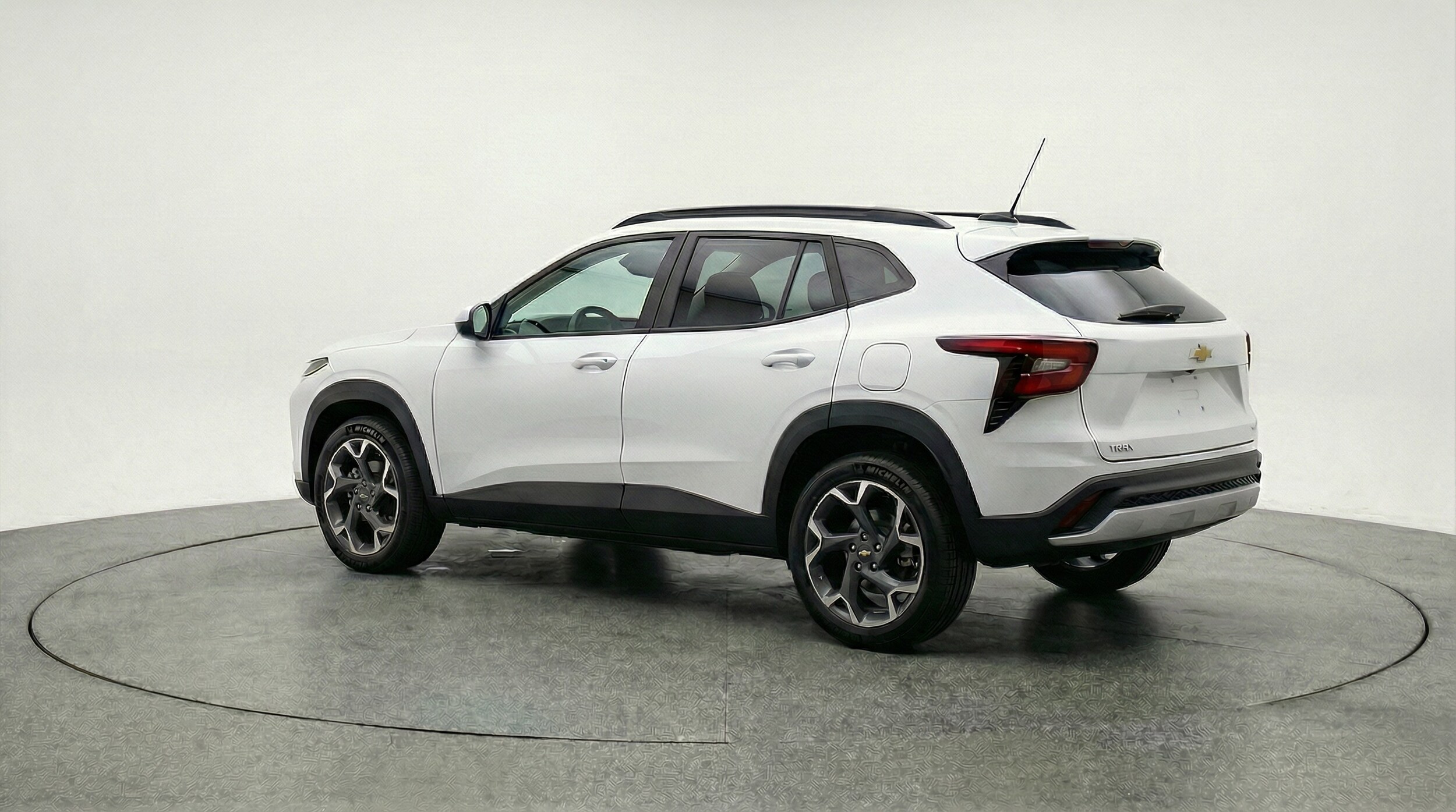 Thumbnail: 2025 Chevrolet Trax - 5