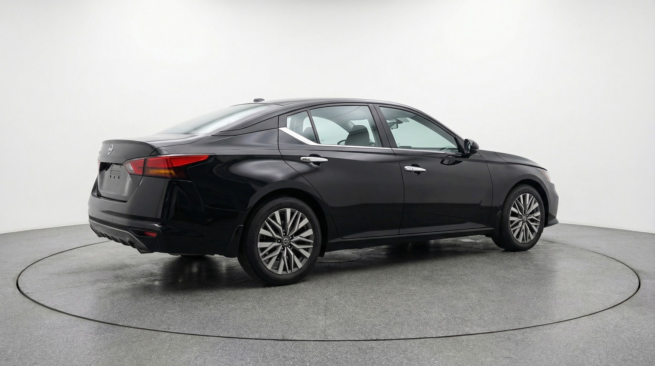 Thumbnail: 2025 Nissan Altima - 7