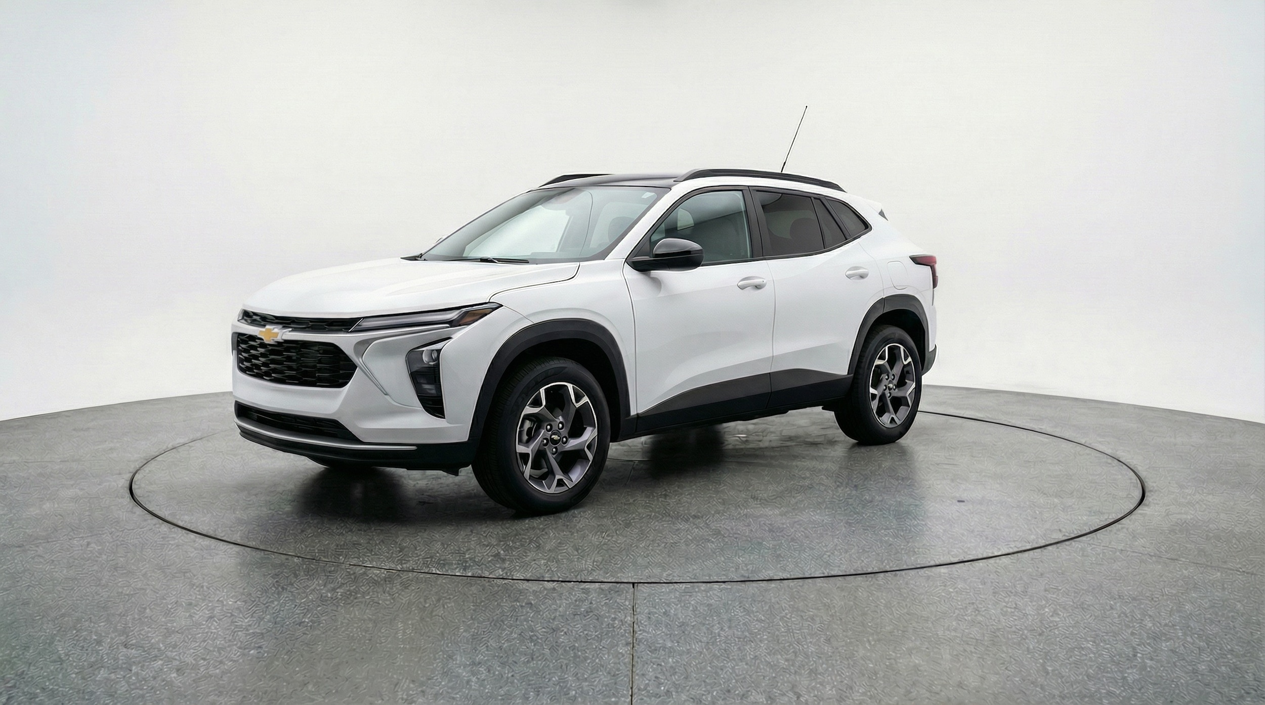 Thumbnail: 2025 Chevrolet Trax - 3