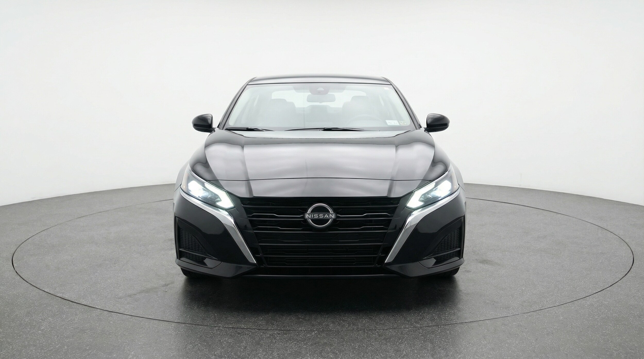 Thumbnail: 2025 Nissan Altima - 2