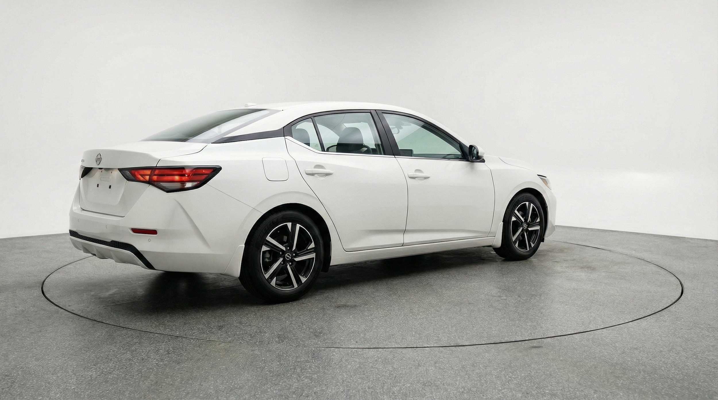 Thumbnail: 2025 Nissan Sentra - 9
