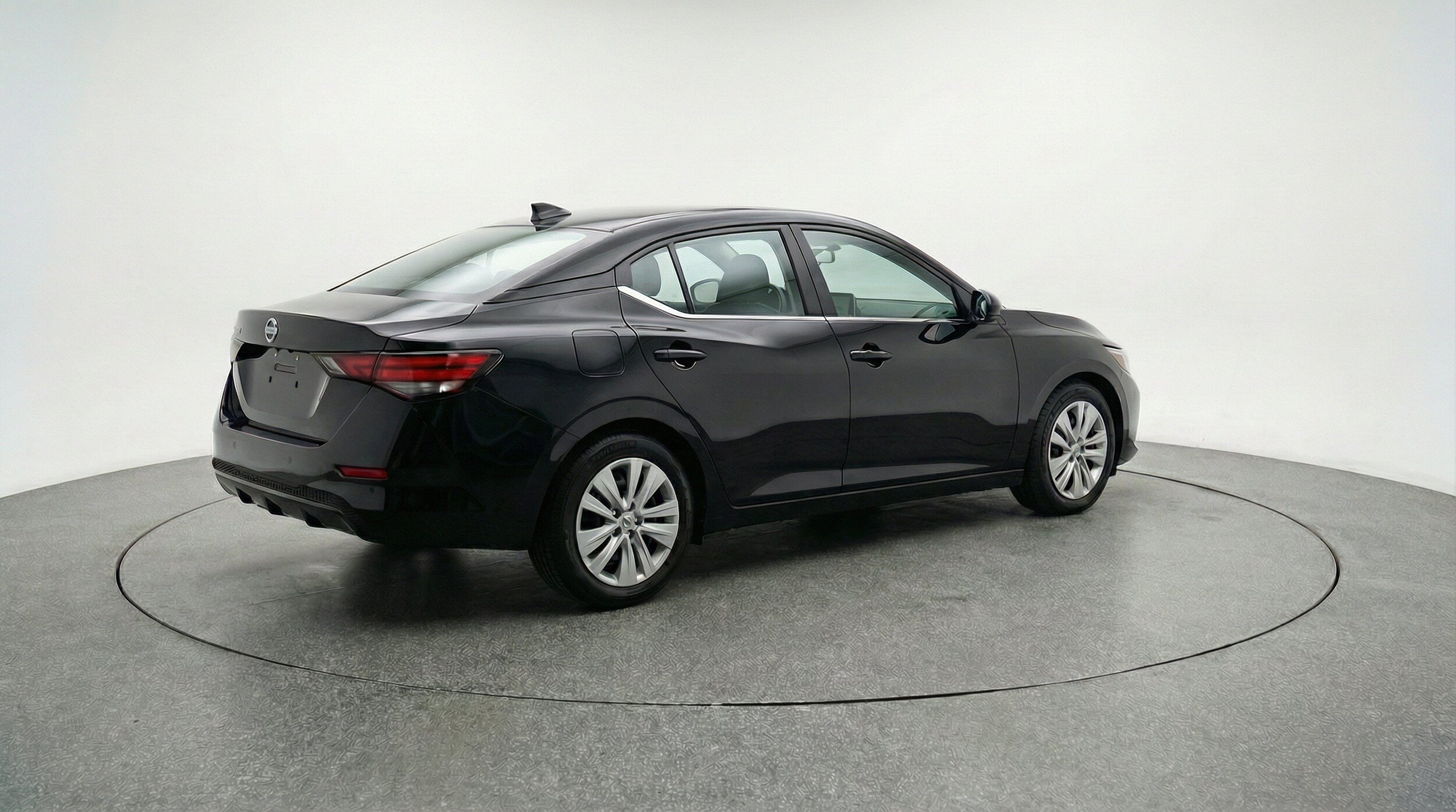 Thumbnail: 2025 Nissan Sentra - 9
