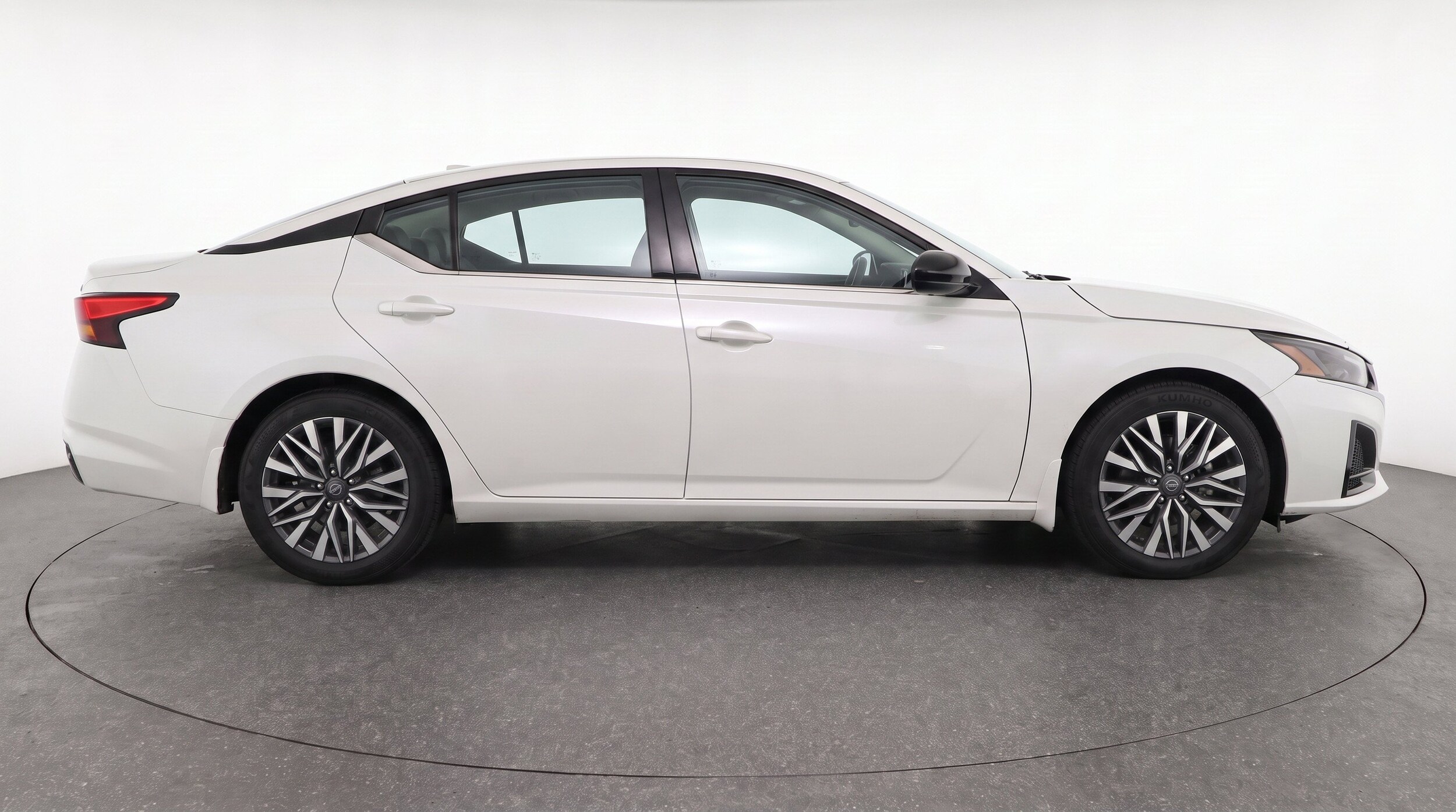 Thumbnail: 2026 Nissan Altima - 10