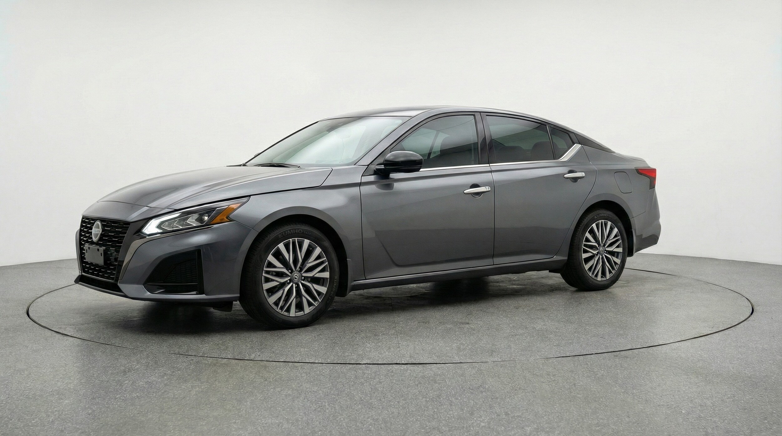 Thumbnail: 2025 Nissan Altima - 3