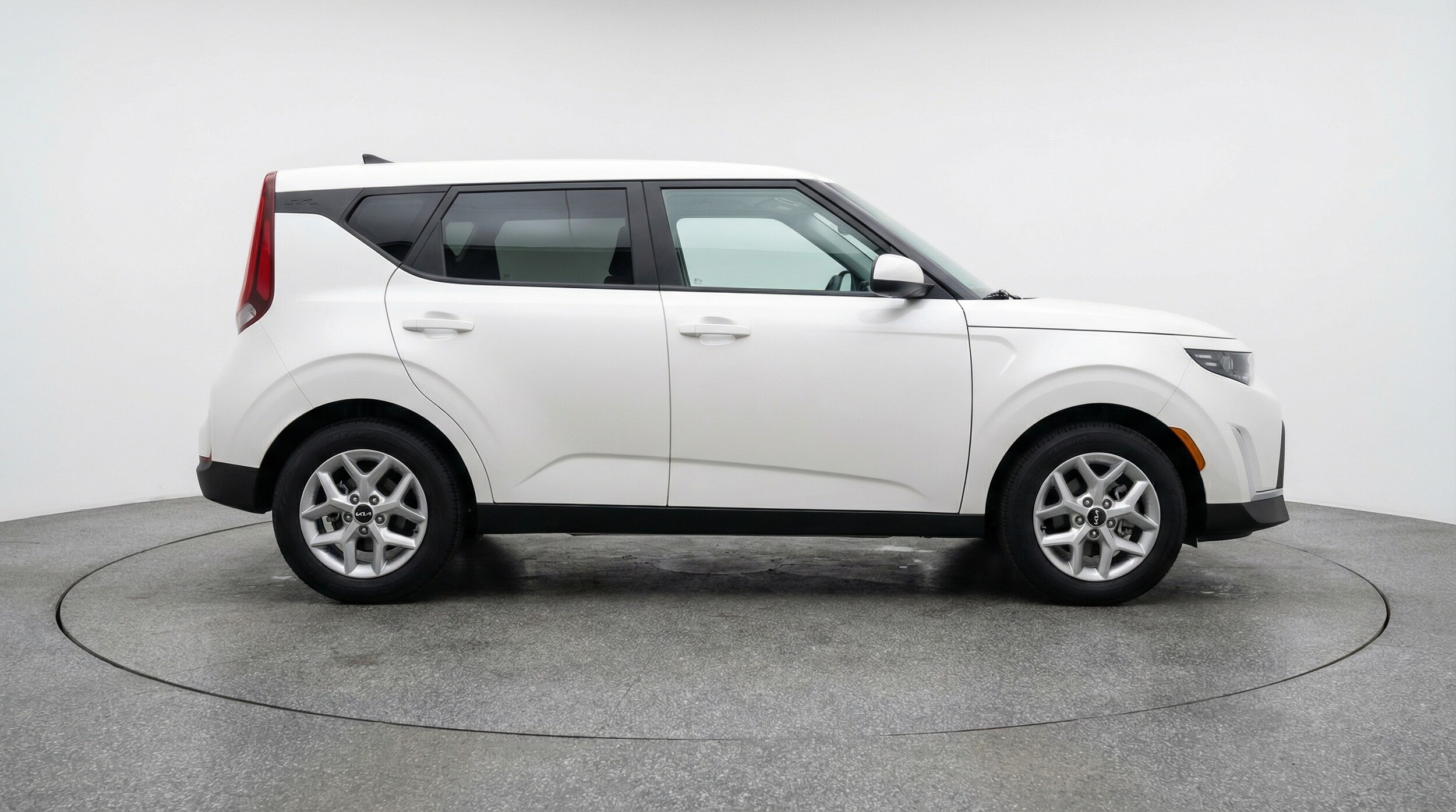 Thumbnail: 2025 Kia Soul - 8