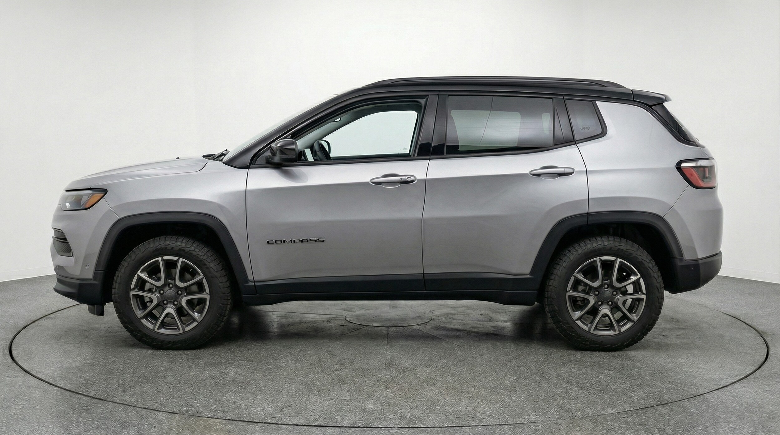 Thumbnail: 2025 Jeep Compass - 4