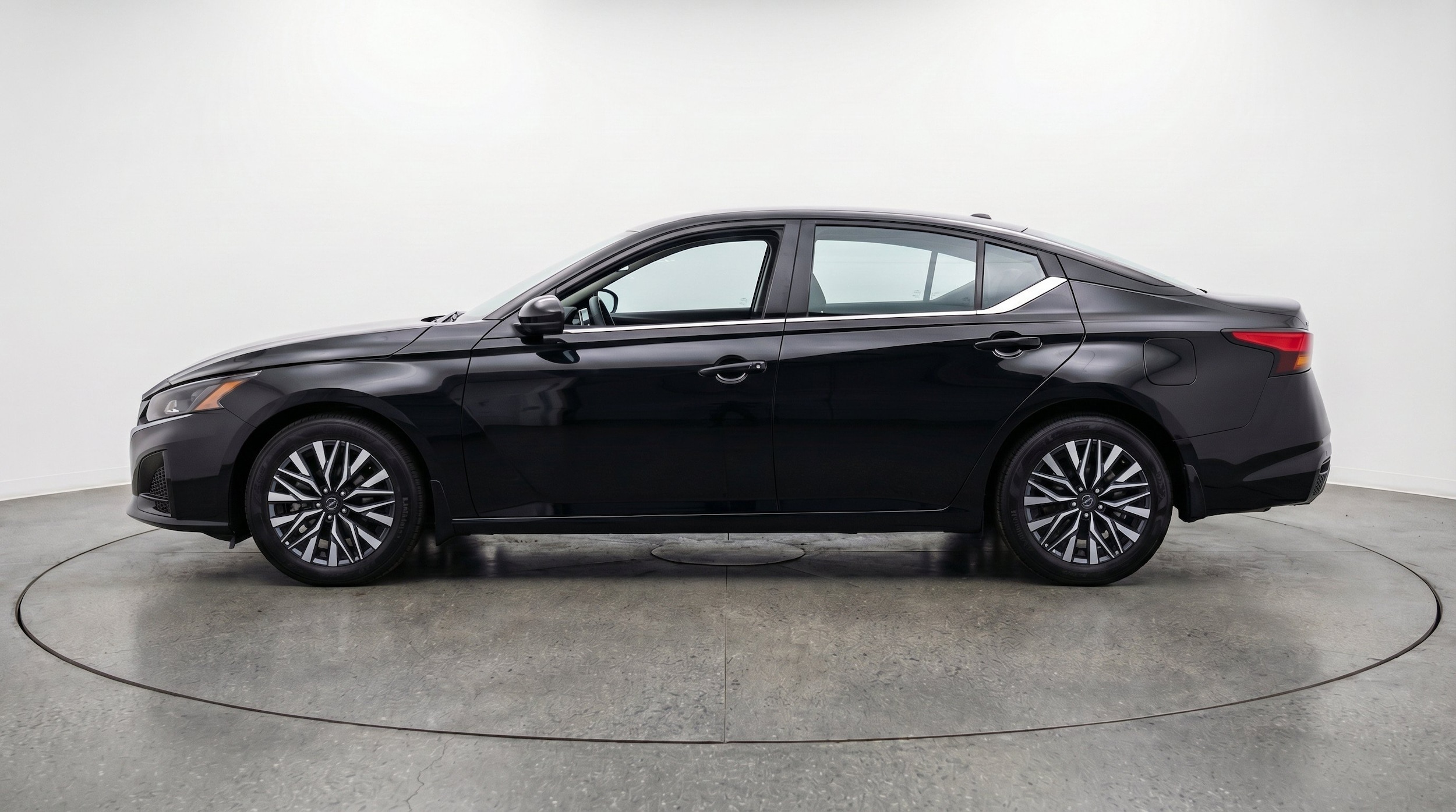 Thumbnail: 2026 Nissan Altima - 5