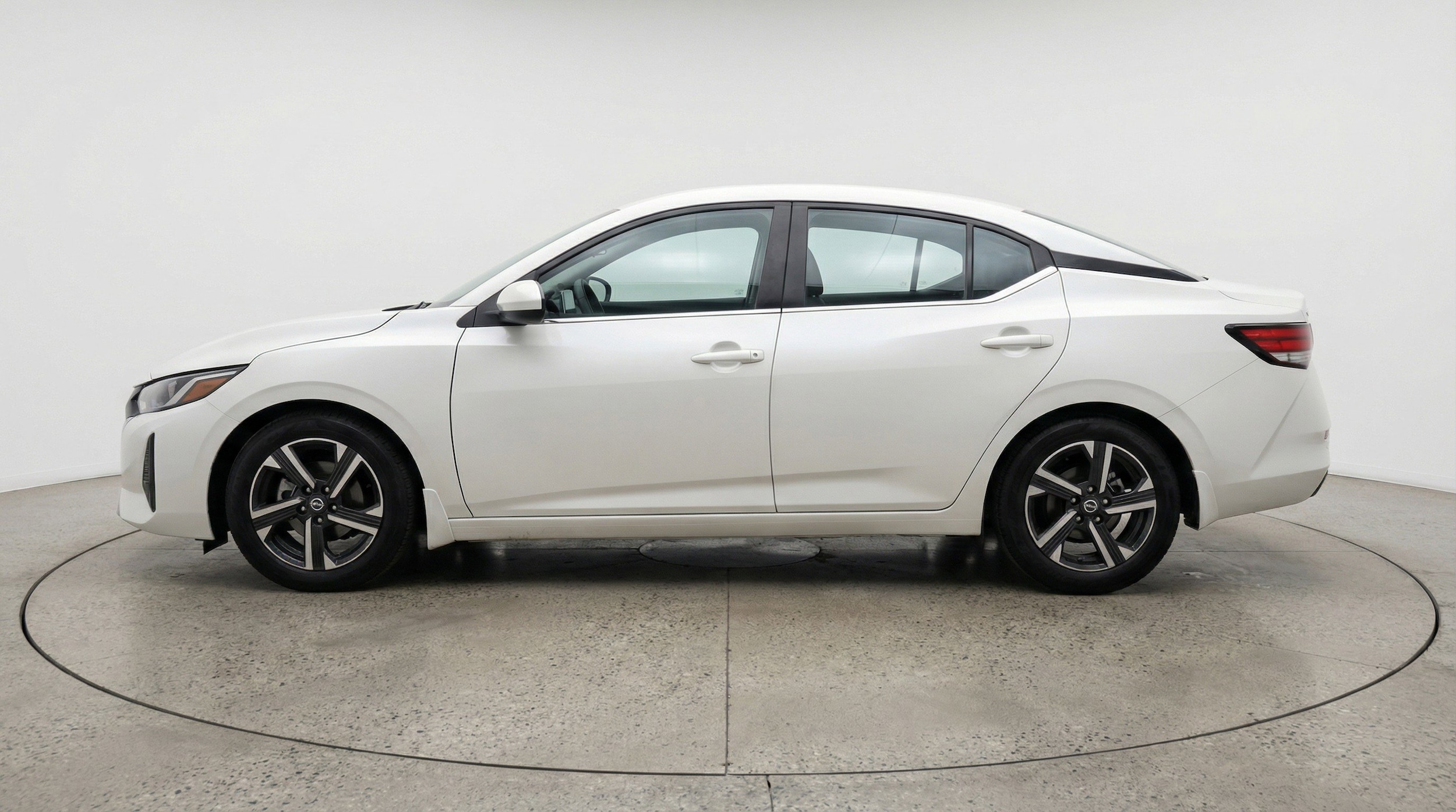 Thumbnail: 2025 Nissan Sentra - 5