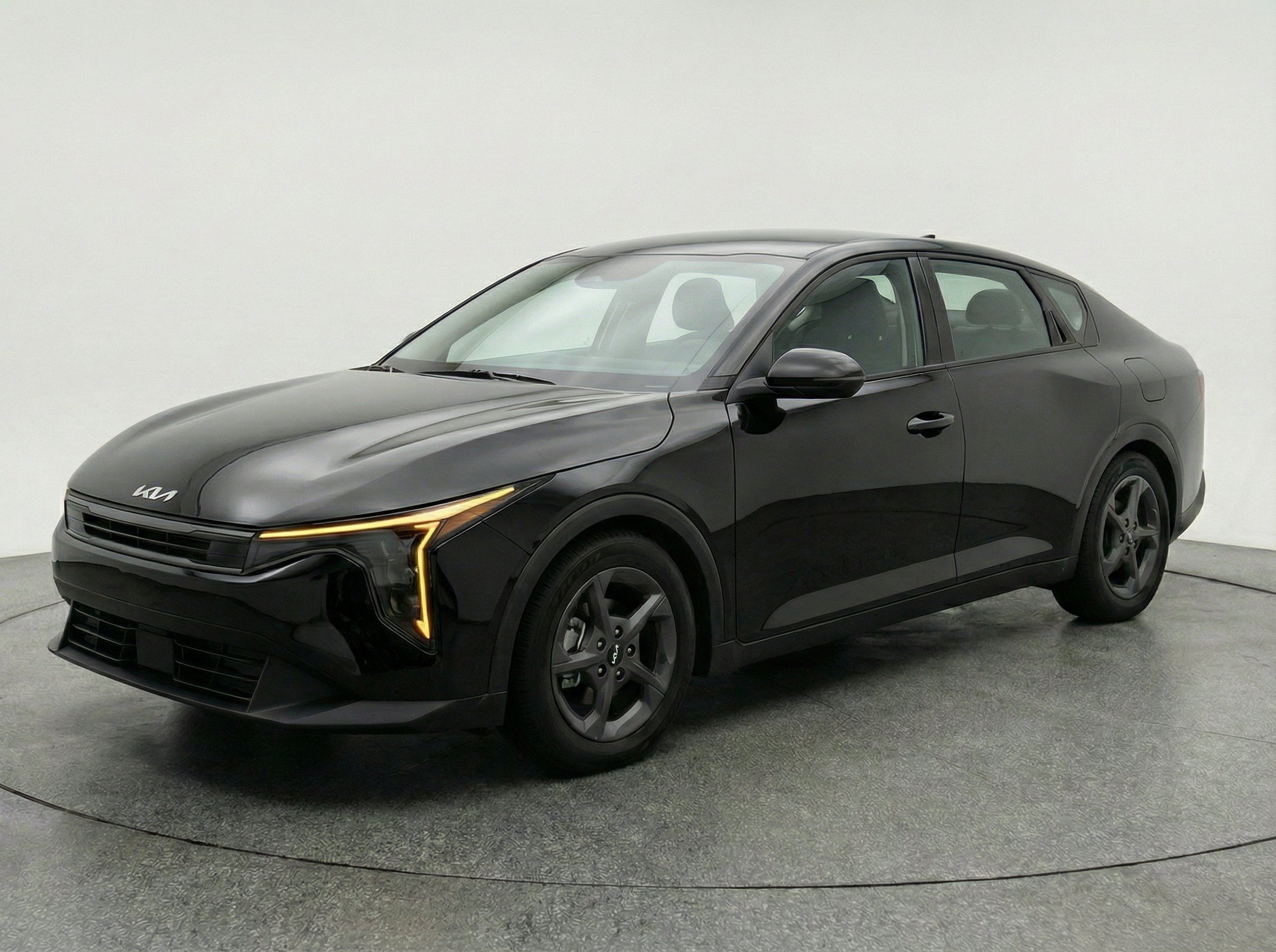 Thumbnail: 2025 Kia K4 - 3