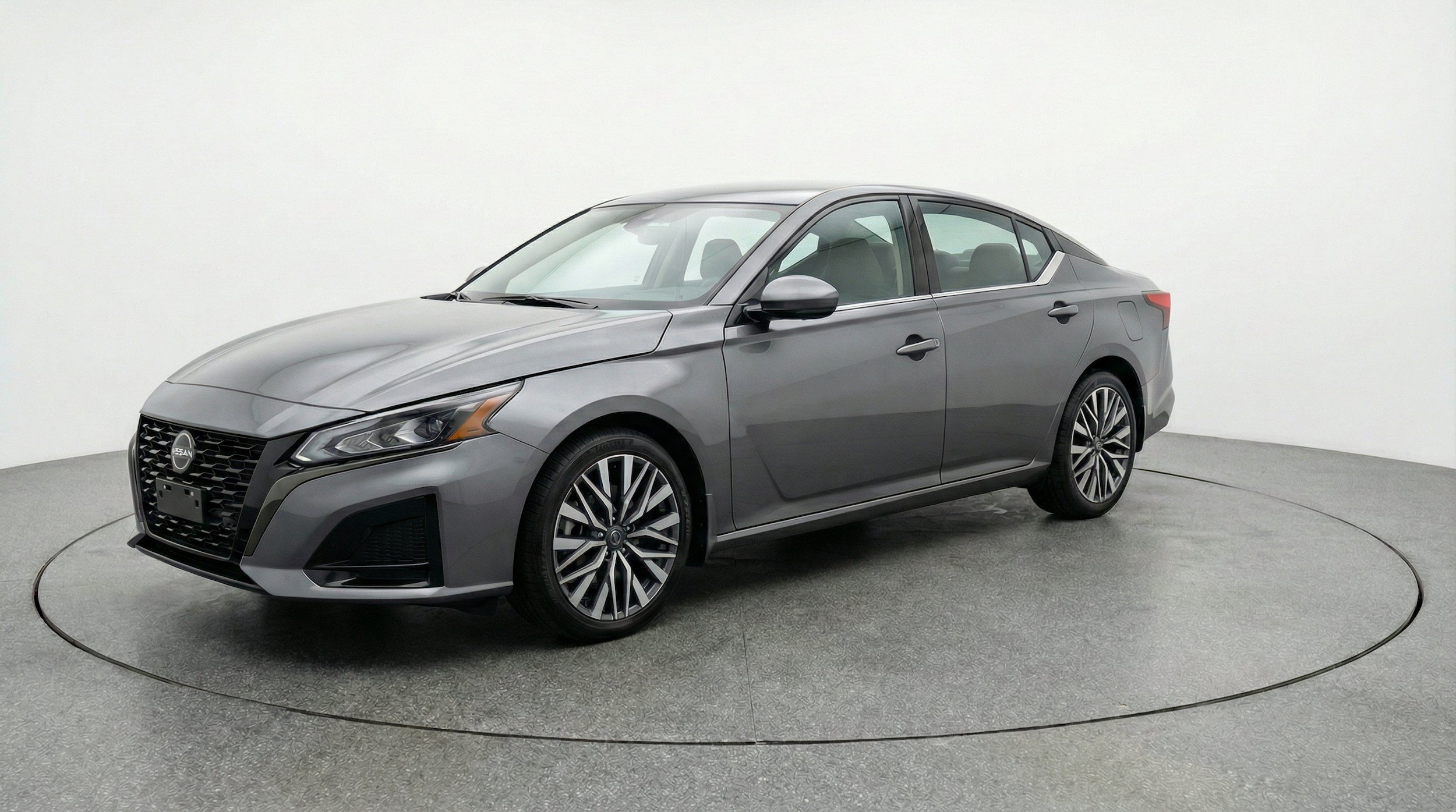 Thumbnail: 2025 Nissan Altima - 3
