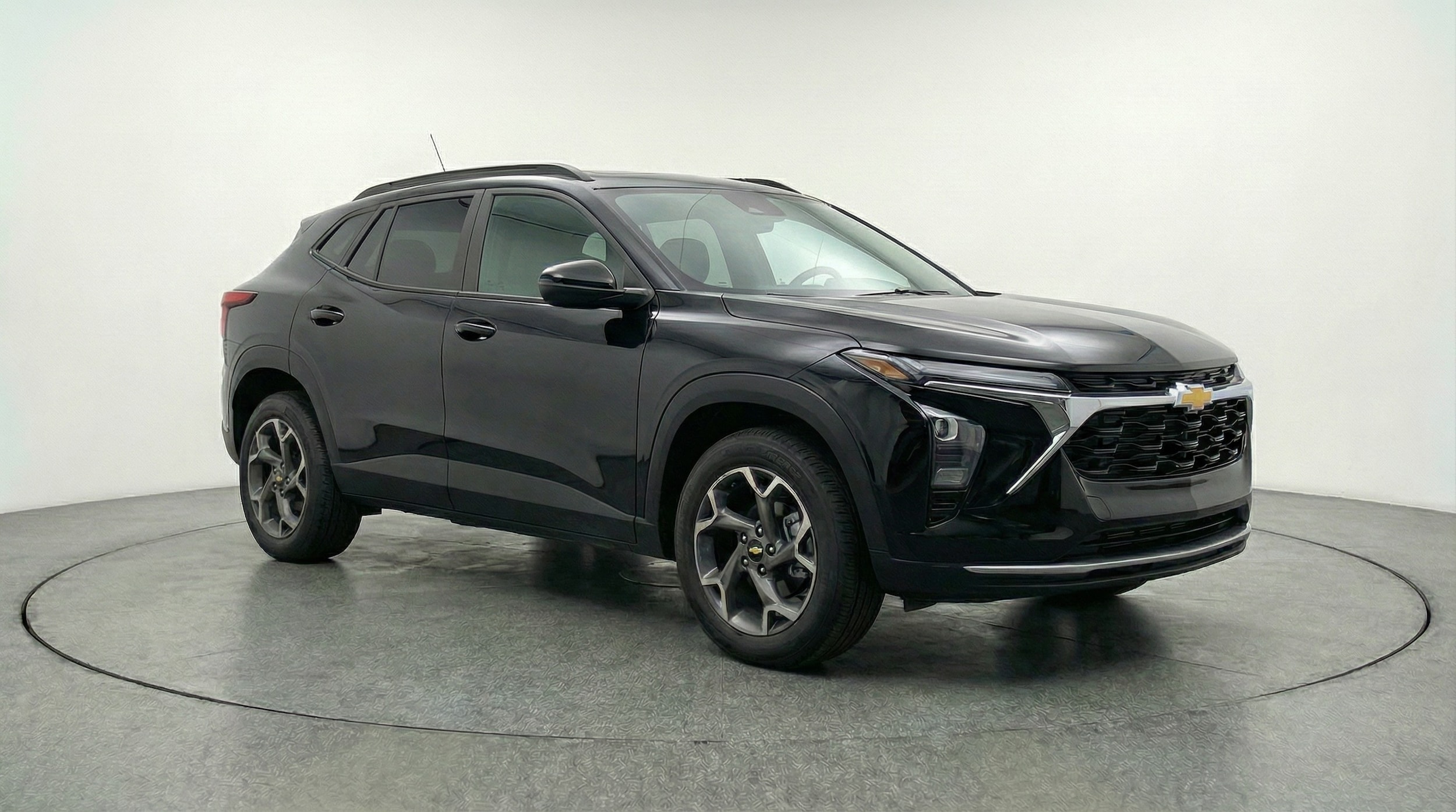 Thumbnail: 2025 Chevrolet Trax - 1