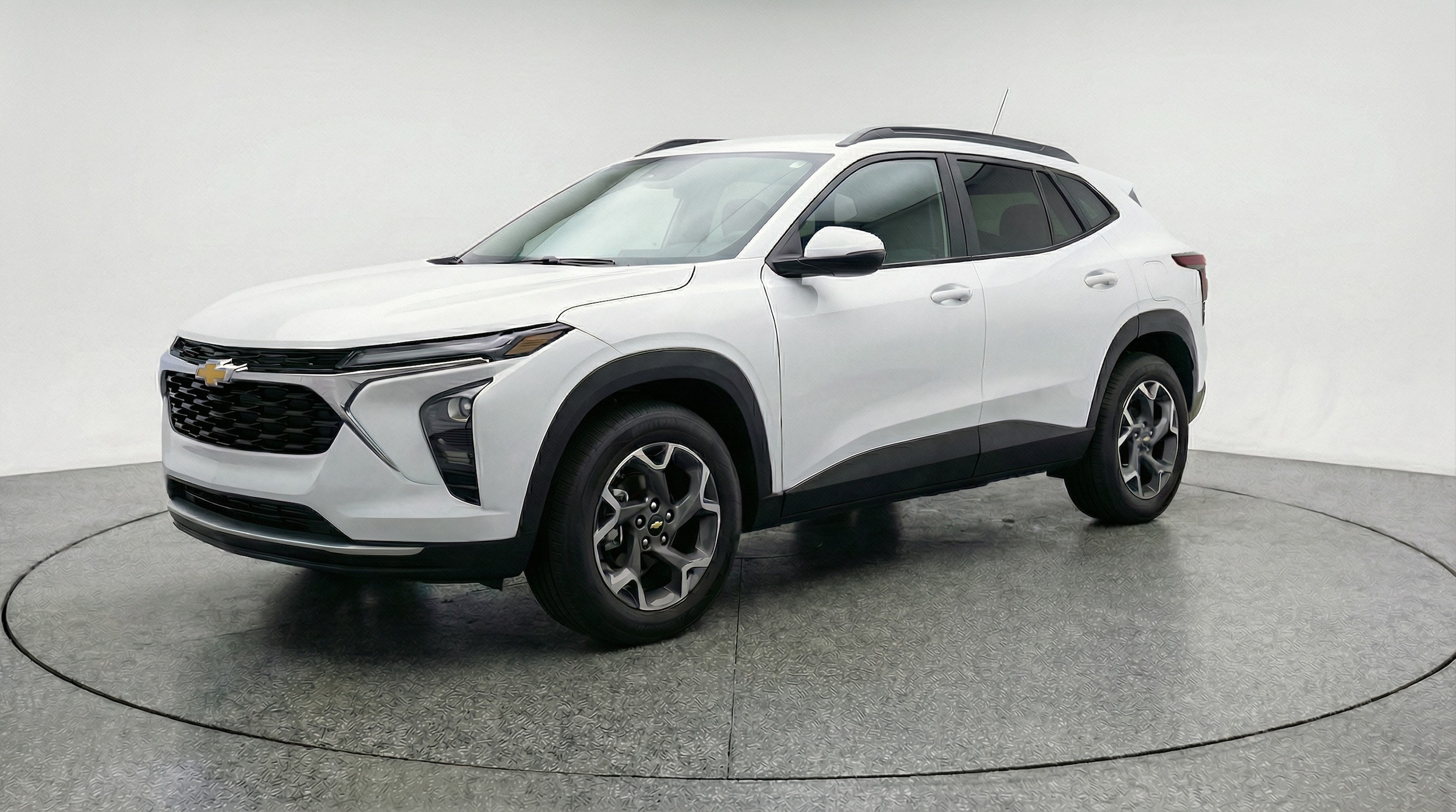 Thumbnail: 2025 Chevrolet Trax - 3