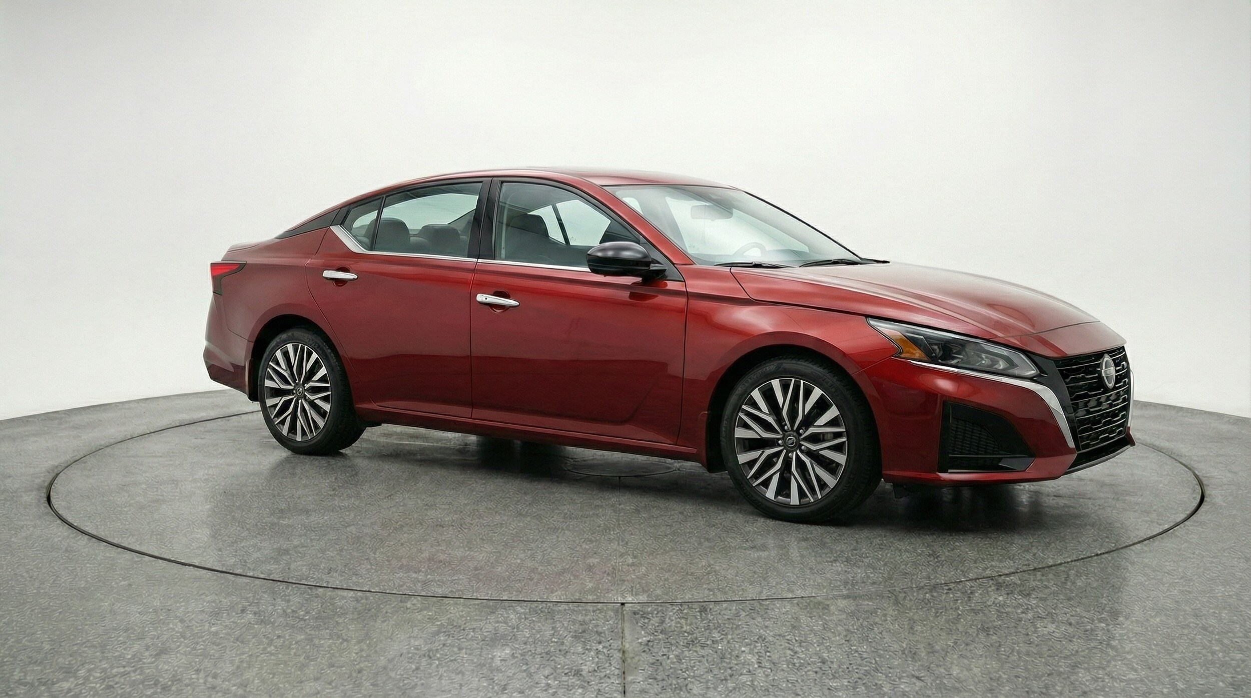 Thumbnail: 2025 Nissan Altima - 1