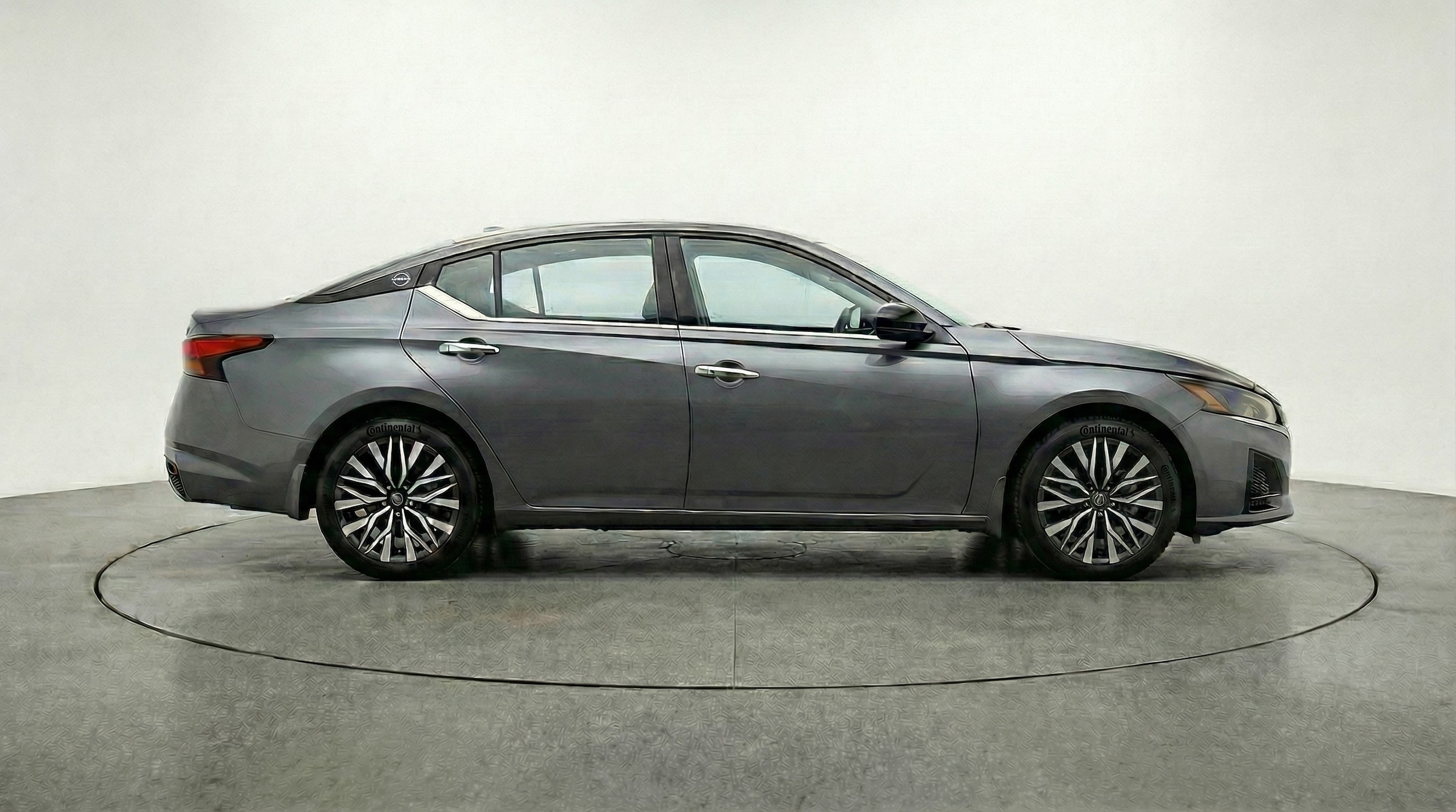 Thumbnail: 2025 Nissan Altima - 8