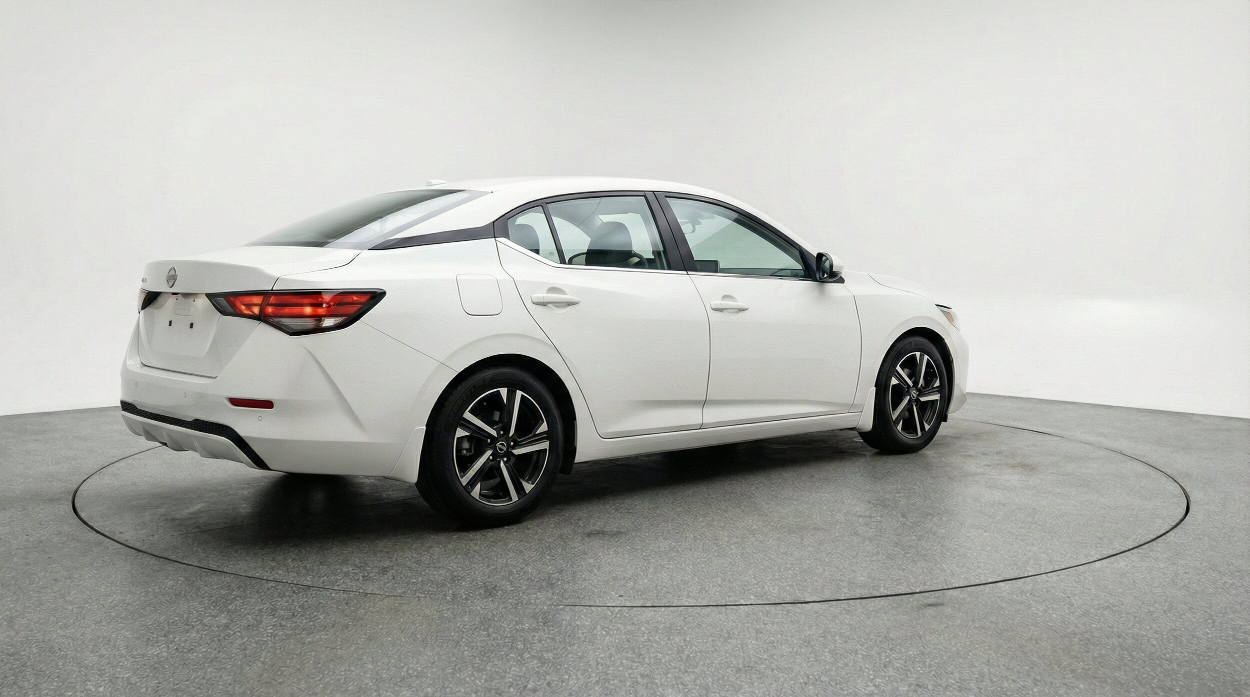 Thumbnail: 2025 Nissan Sentra - 9