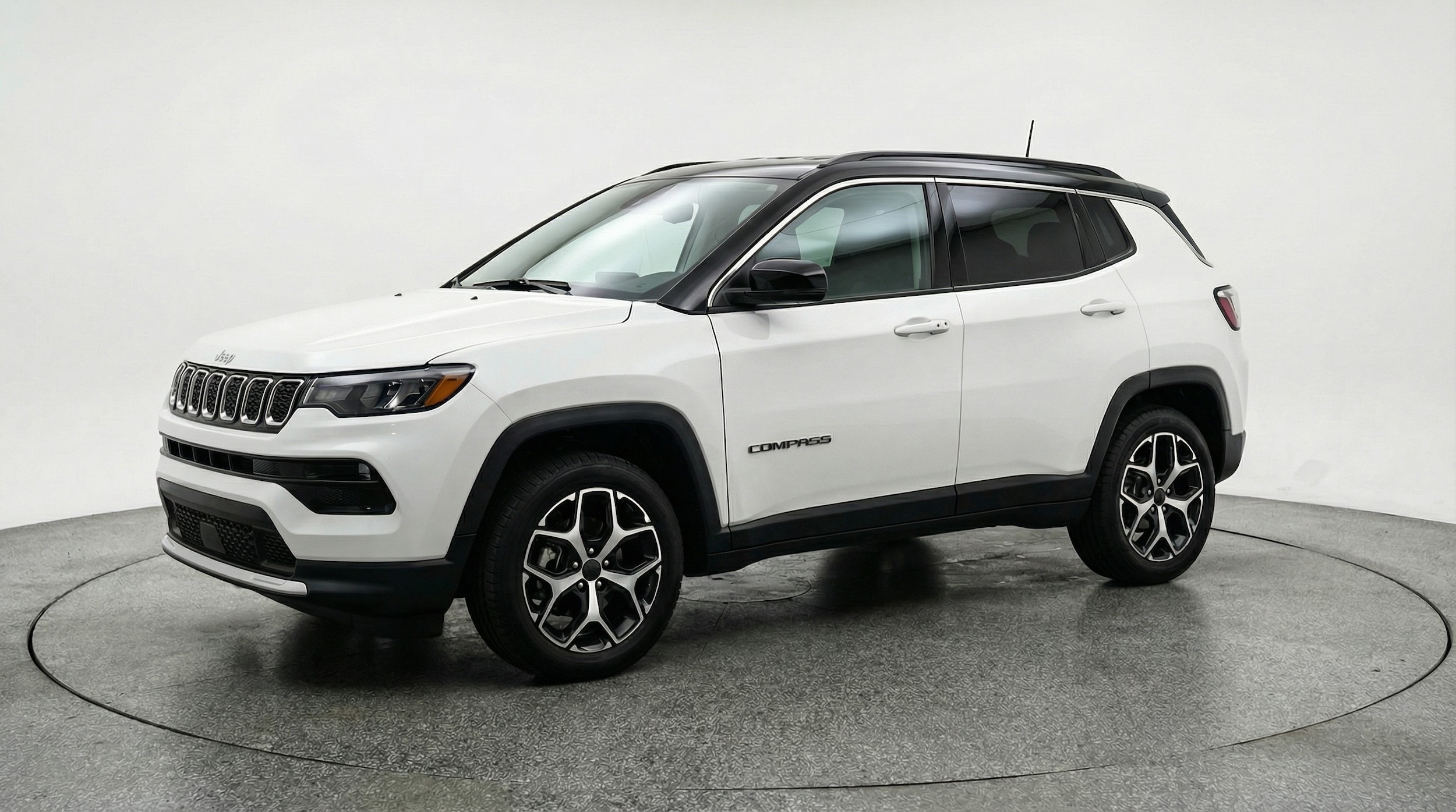 Thumbnail: 2025 Jeep Compass - 3