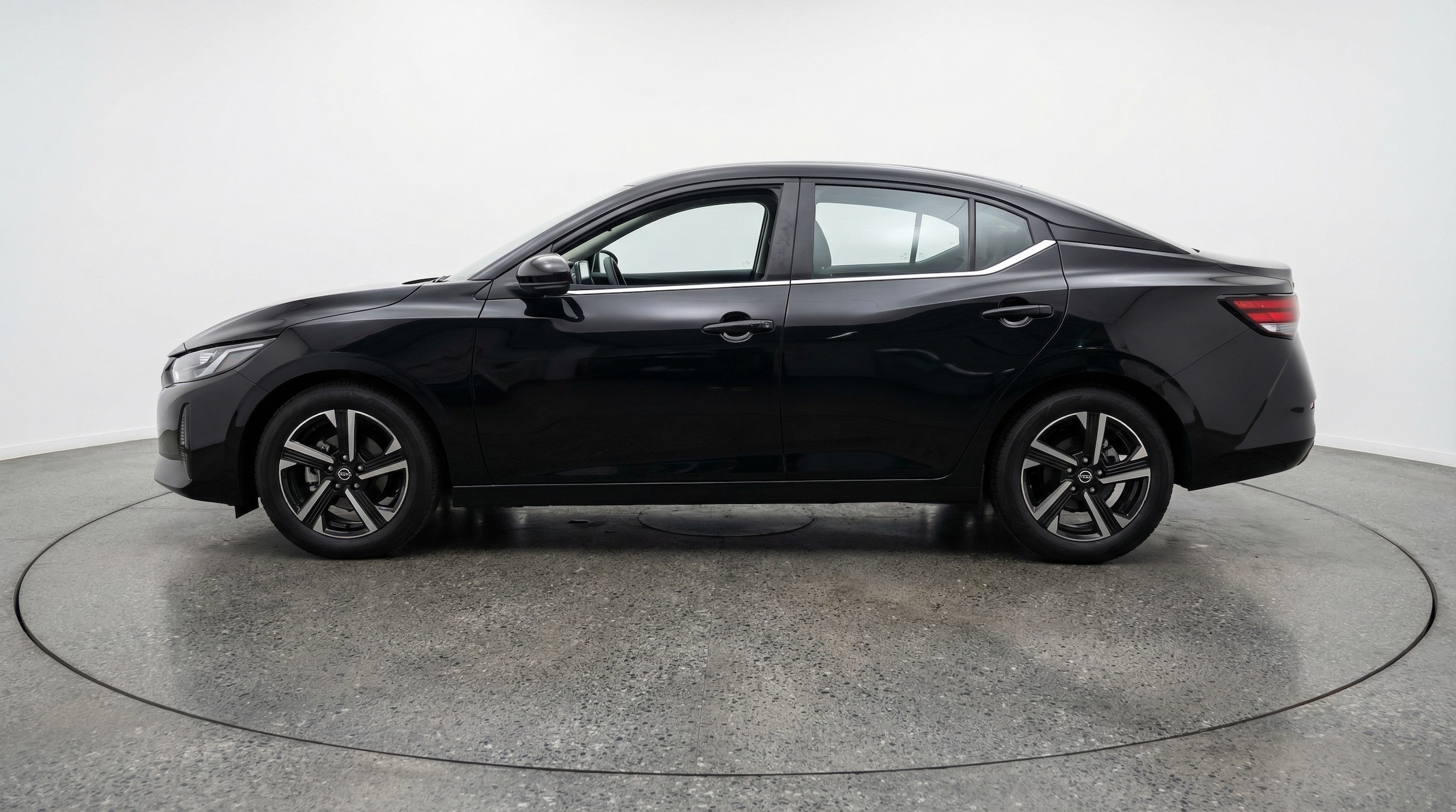 Thumbnail: 2025 Nissan Sentra - 4