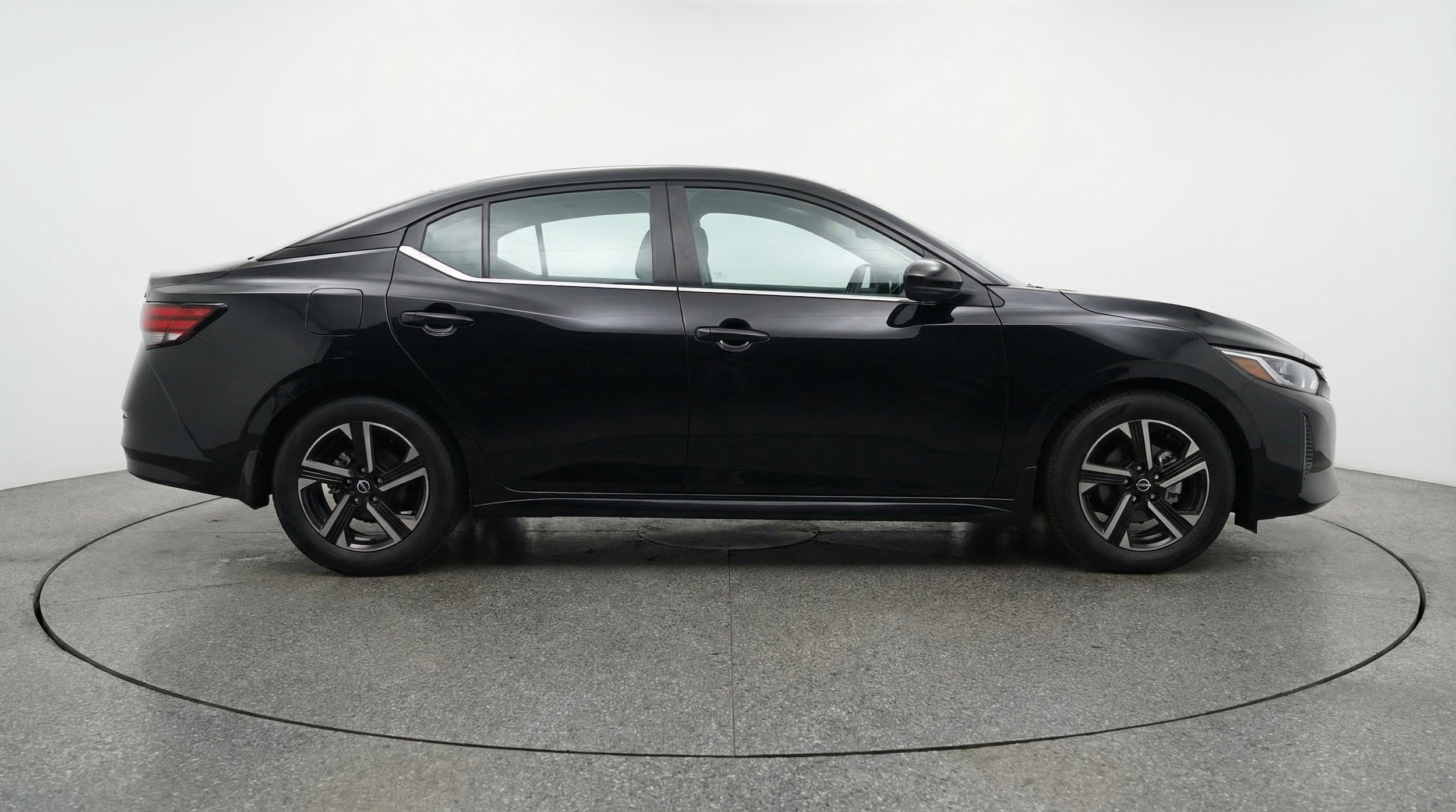 Thumbnail: 2025 Nissan Sentra - 11