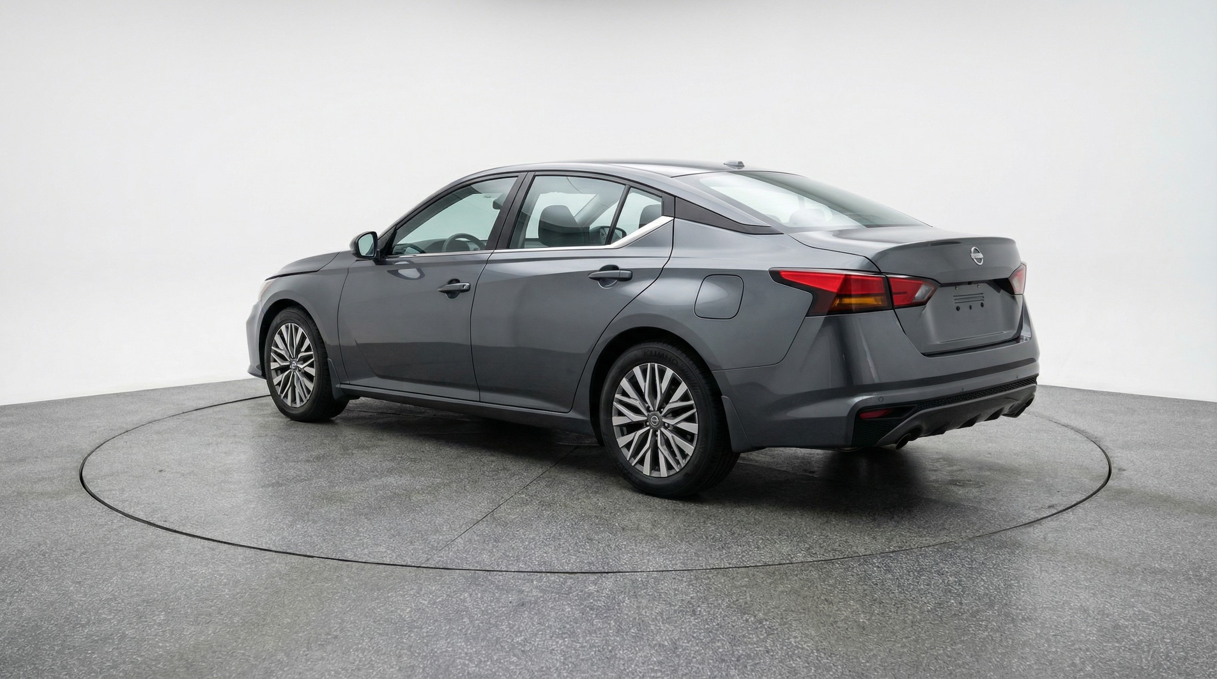 Thumbnail: 2025 Nissan Altima - 5