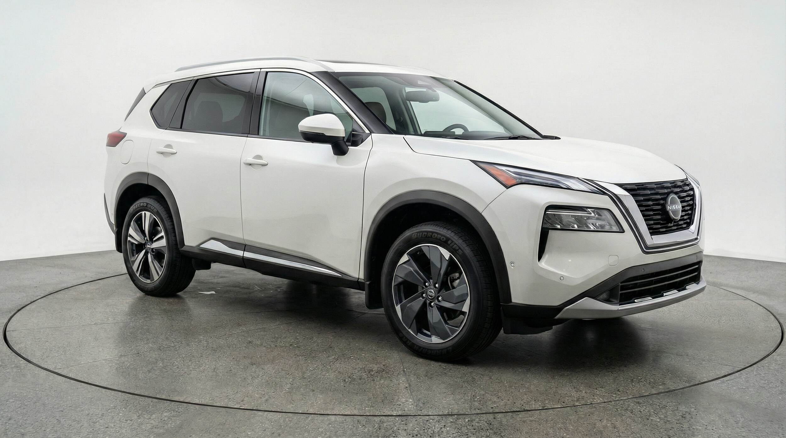 Thumbnail: 2025 Nissan Rogue - 1