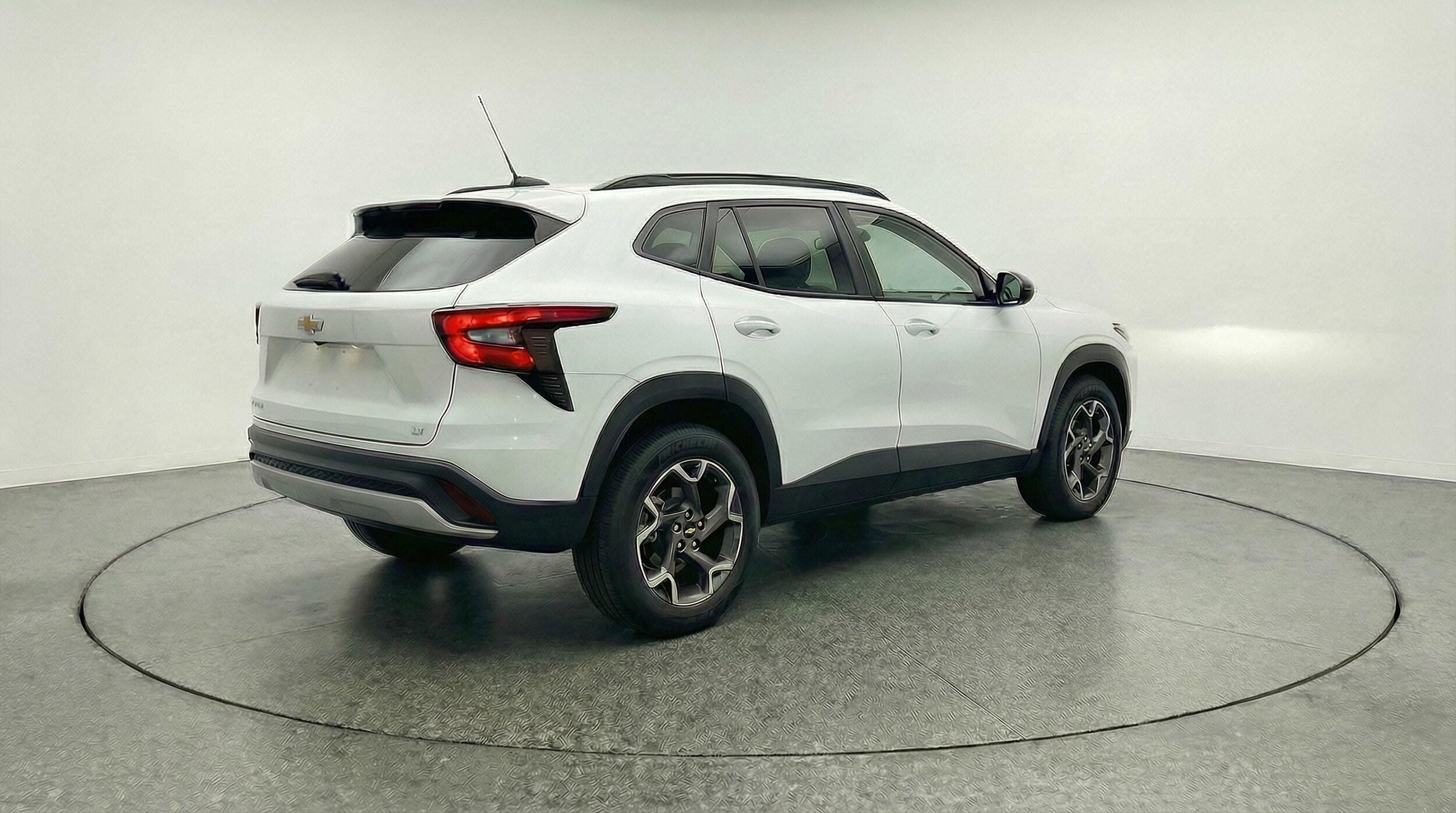 Thumbnail: 2025 Chevrolet Trax - 7