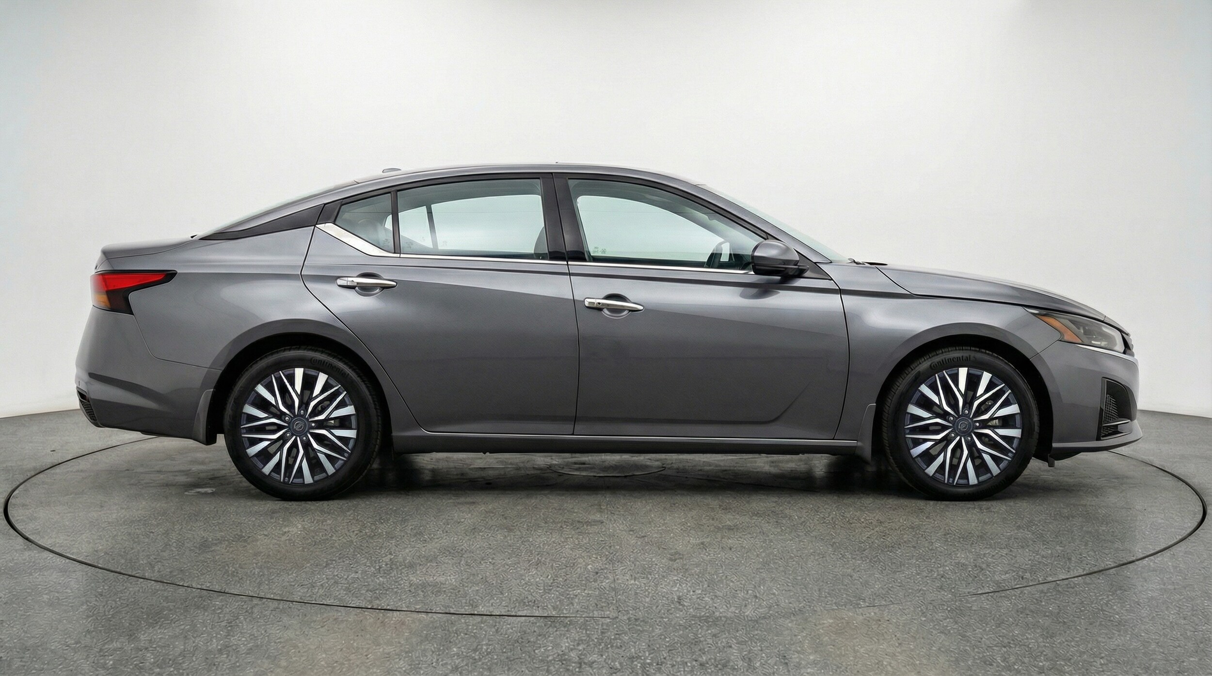 Thumbnail: 2025 Nissan Altima - 8