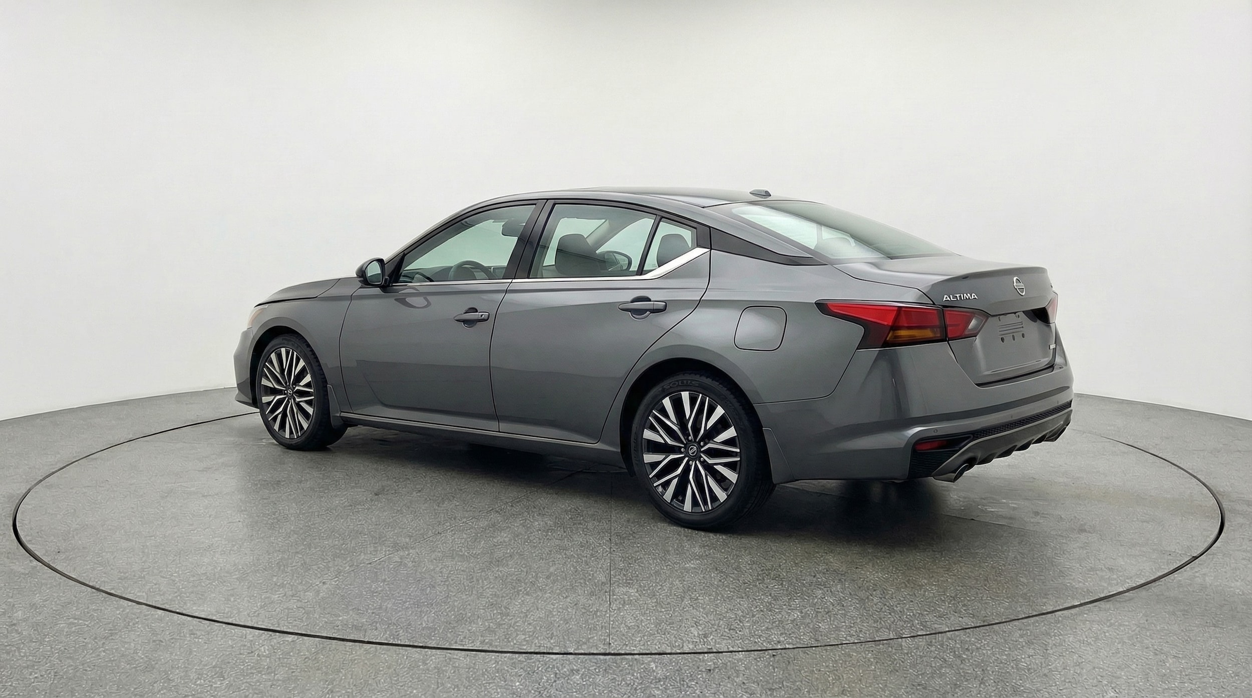 Thumbnail: 2025 Nissan Altima - 5