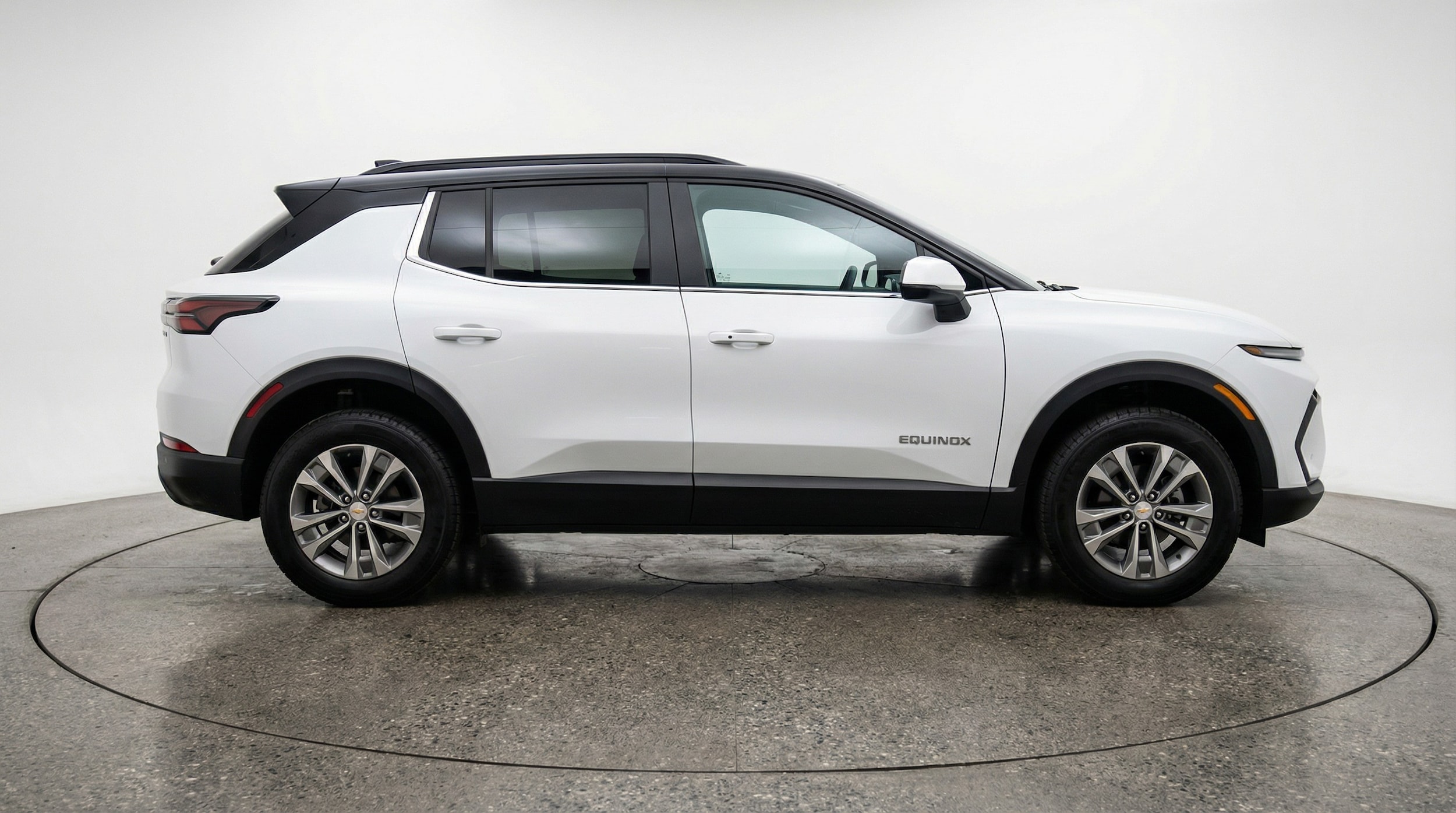 Thumbnail: 2025 Chevrolet Equinox - 8