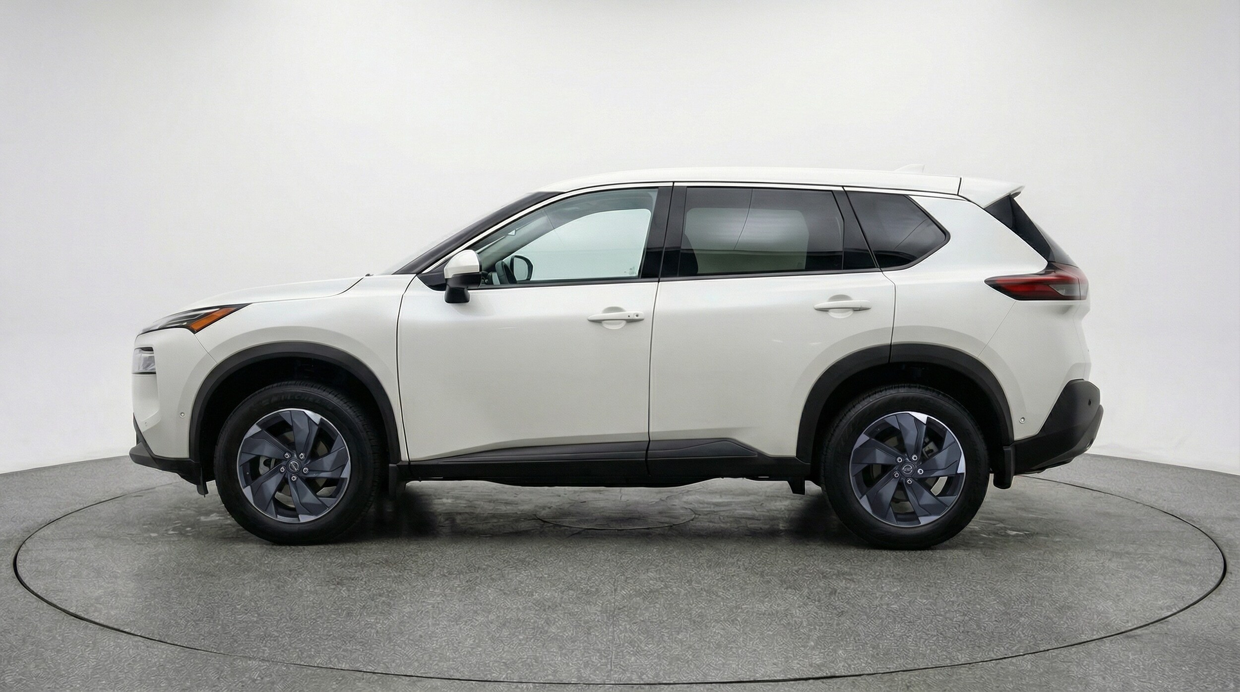 Thumbnail: 2025 Nissan Rogue - 4