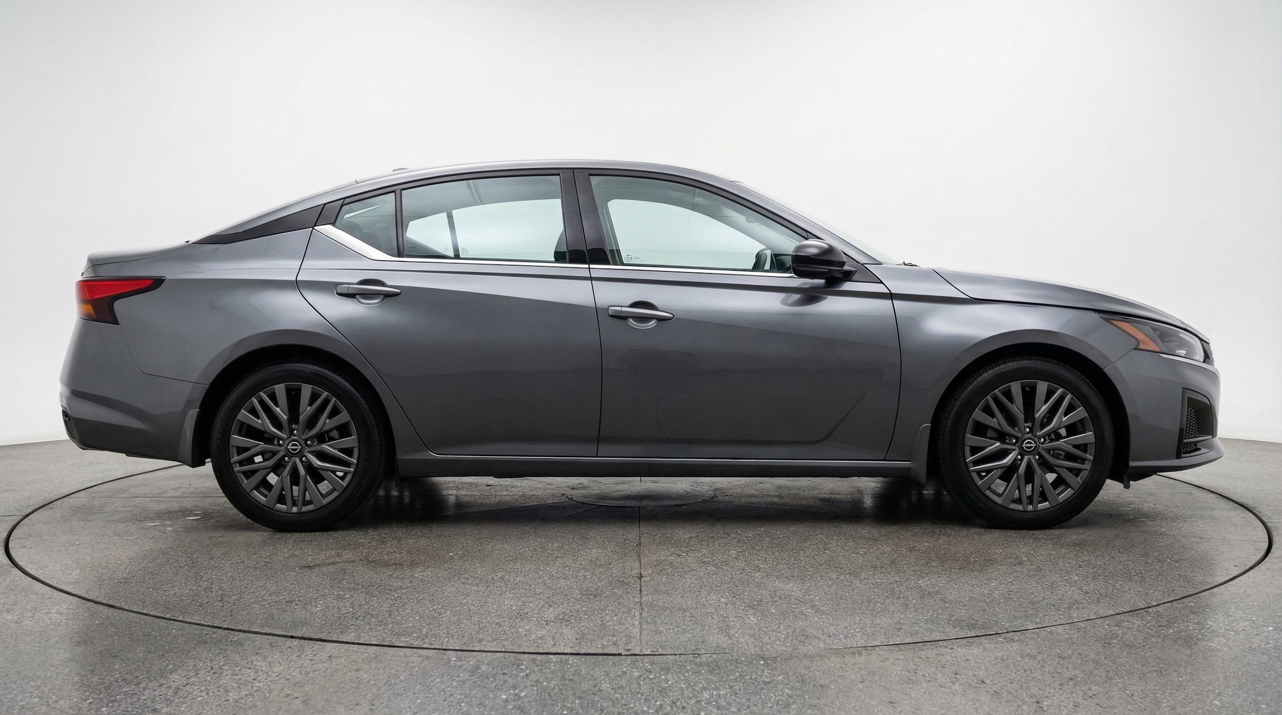 Thumbnail: 2025 Nissan Altima - 8