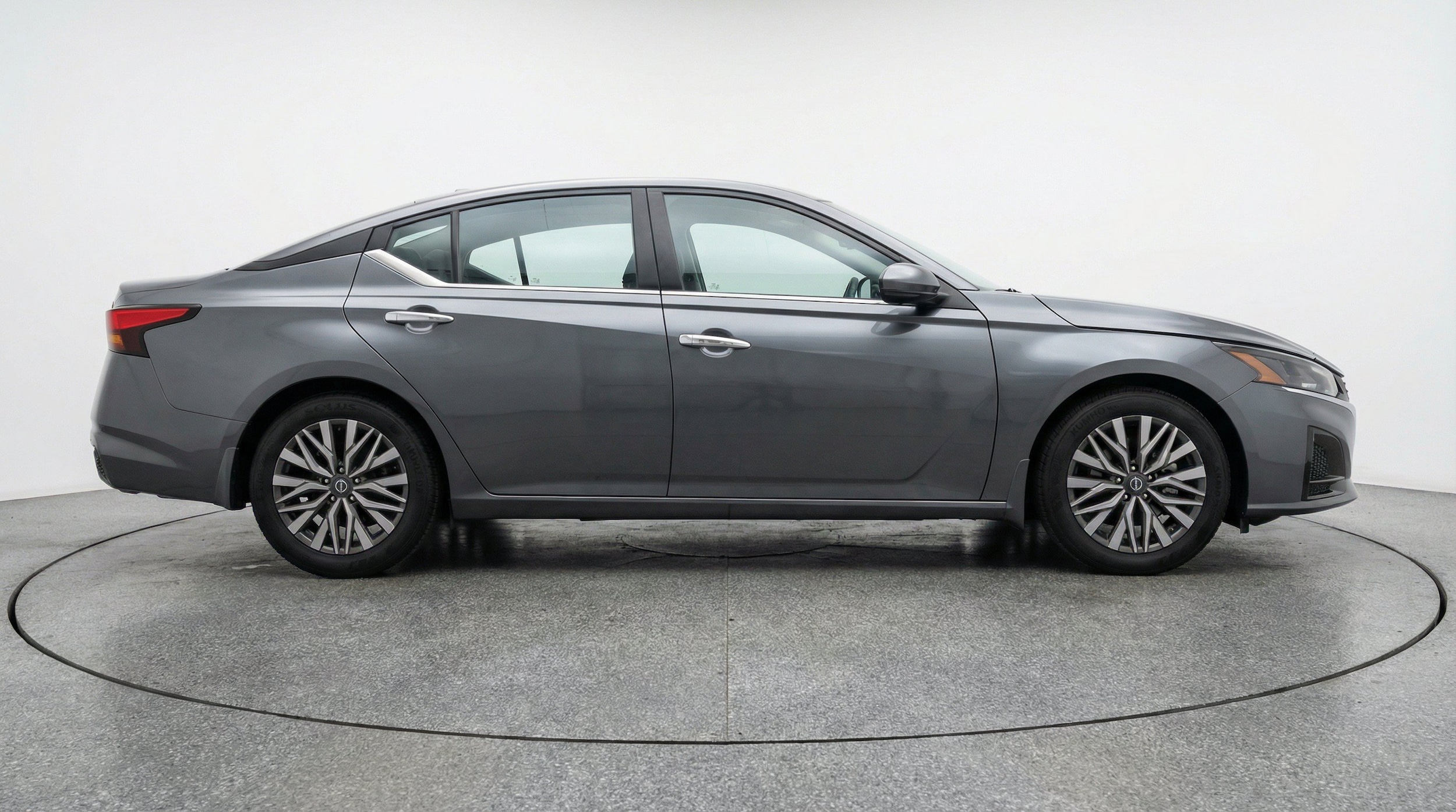 Thumbnail: 2025 Nissan Altima - 11