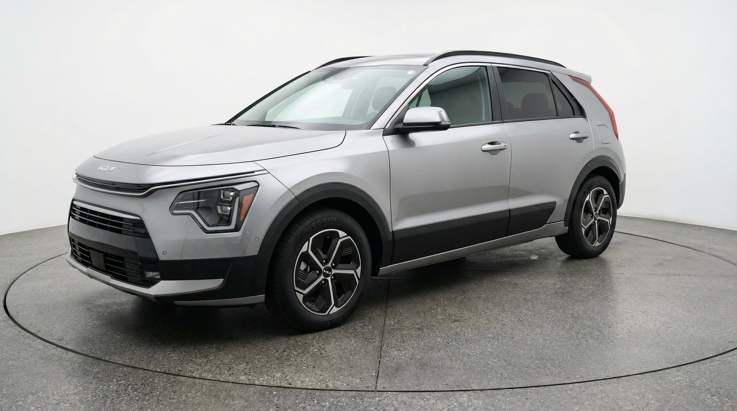 Thumbnail: 2026 Kia Niro - 3